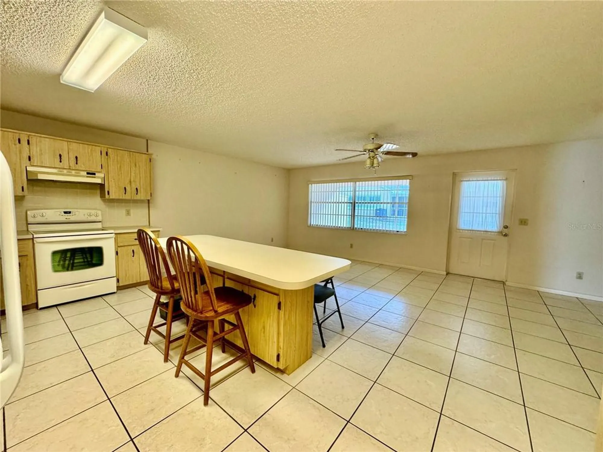 Property Slideshow image 12 of 28 | 8426 sw 92nd ln f, Ocala, FL, 34481