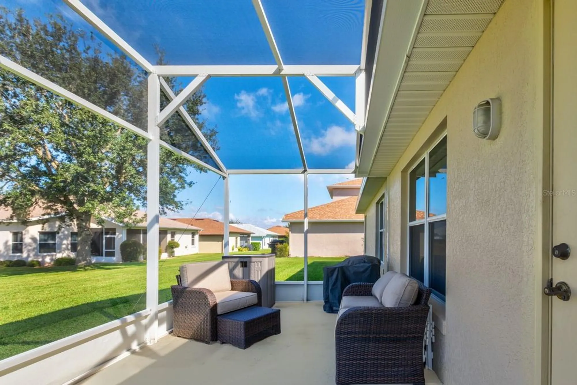 Property Slideshow image 16 of 35 | 27401 pine straw rd, Leesburg, FL, 34748