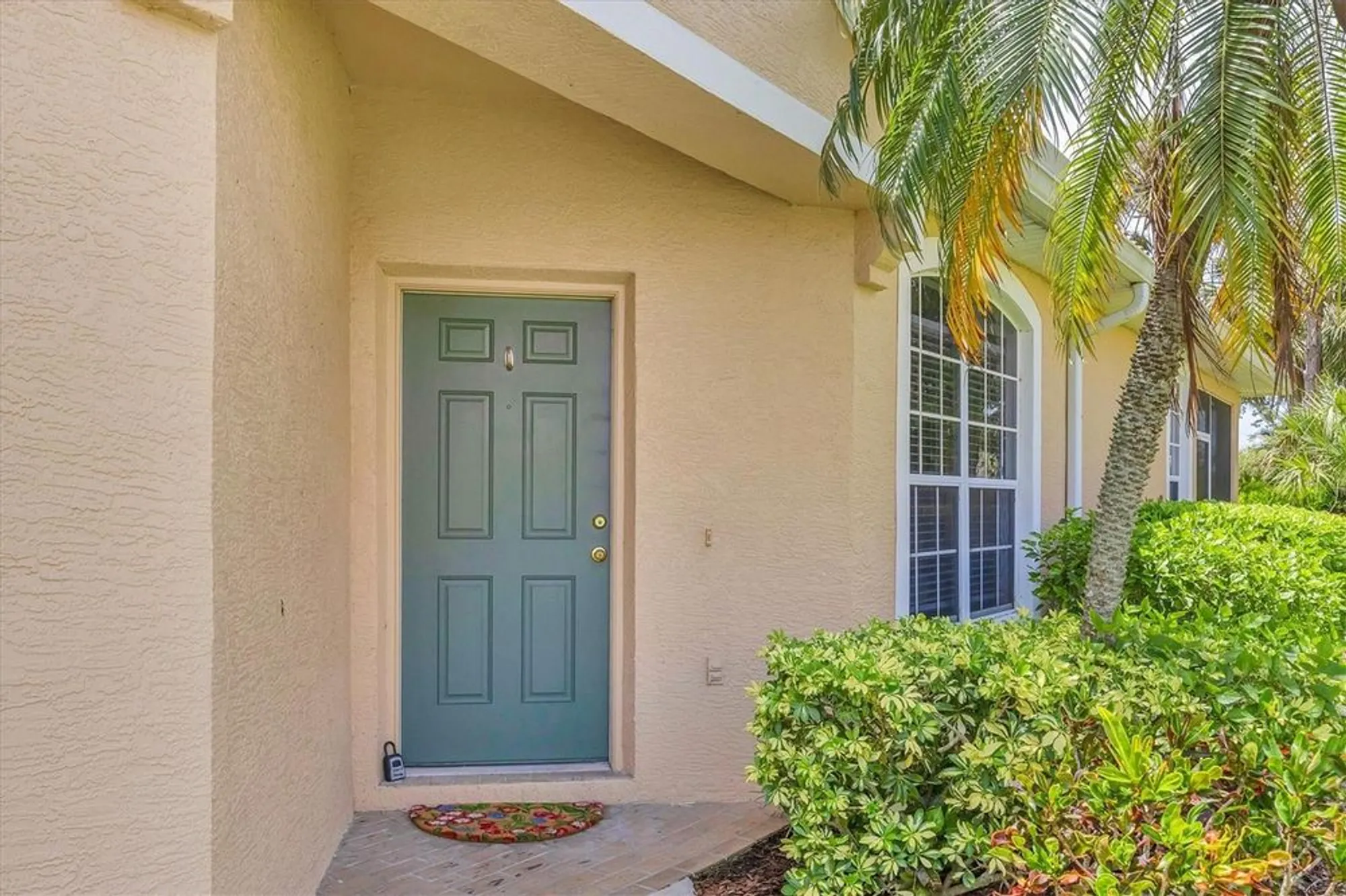 Property Slideshow image 6 of 68 | 4841 whispering oaks dr, North Port, FL, 34287