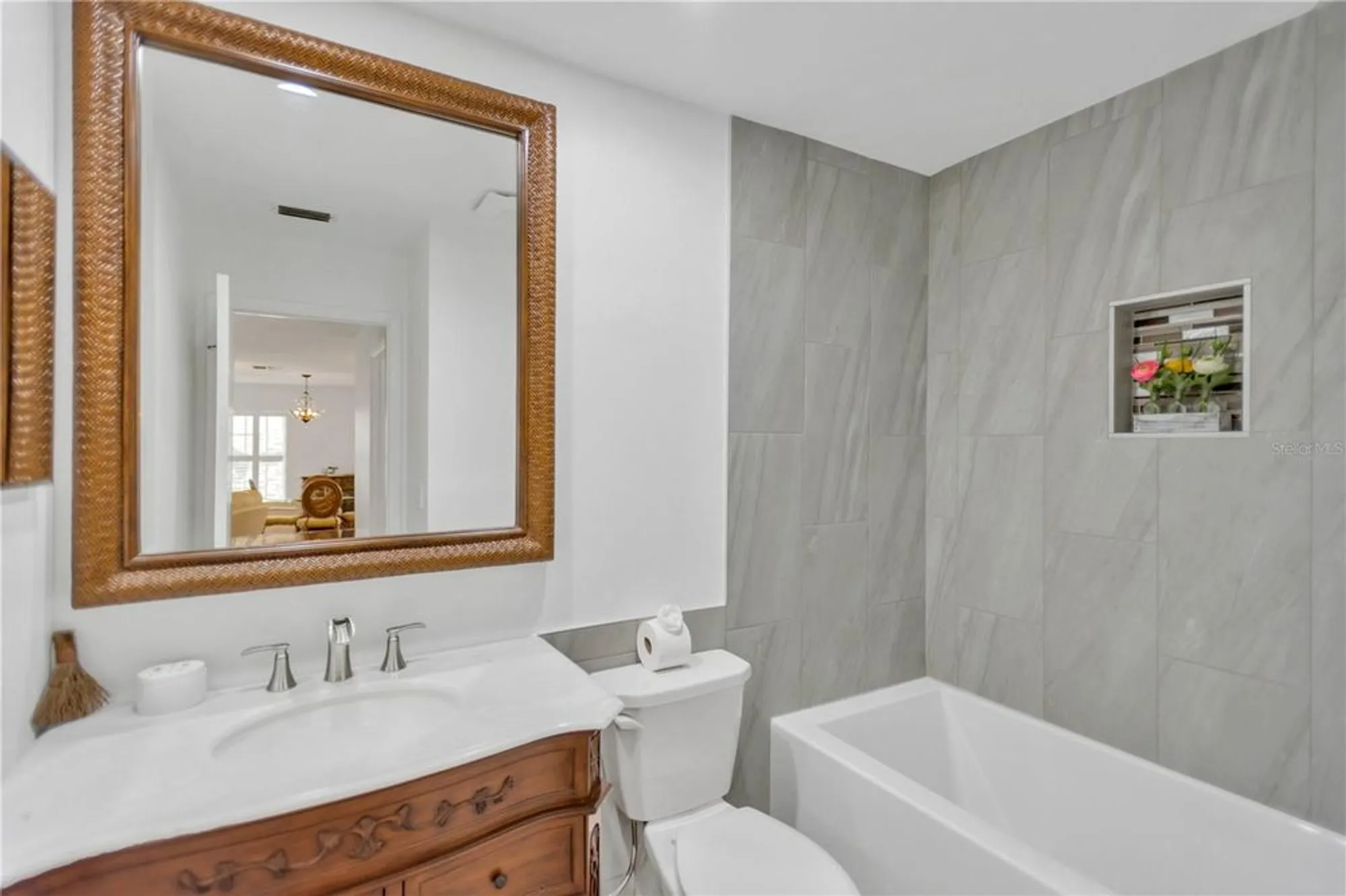 Property Slideshow image 20 of 26 | 1090 seville dr 29, Palm Harbor, FL, 34684