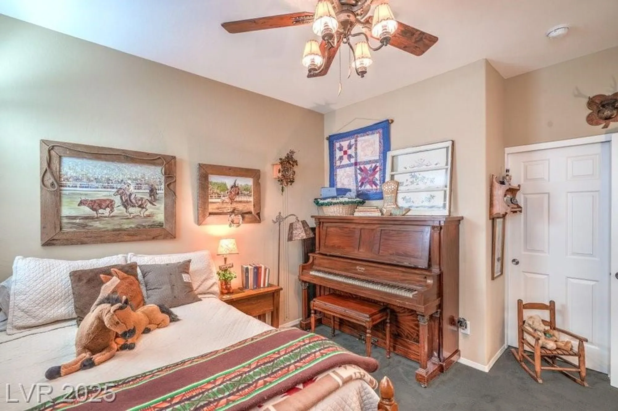 Property Slideshow image 20 of 37 | 3709 corte bella hills ave, North Las Vegas, NV, 89081