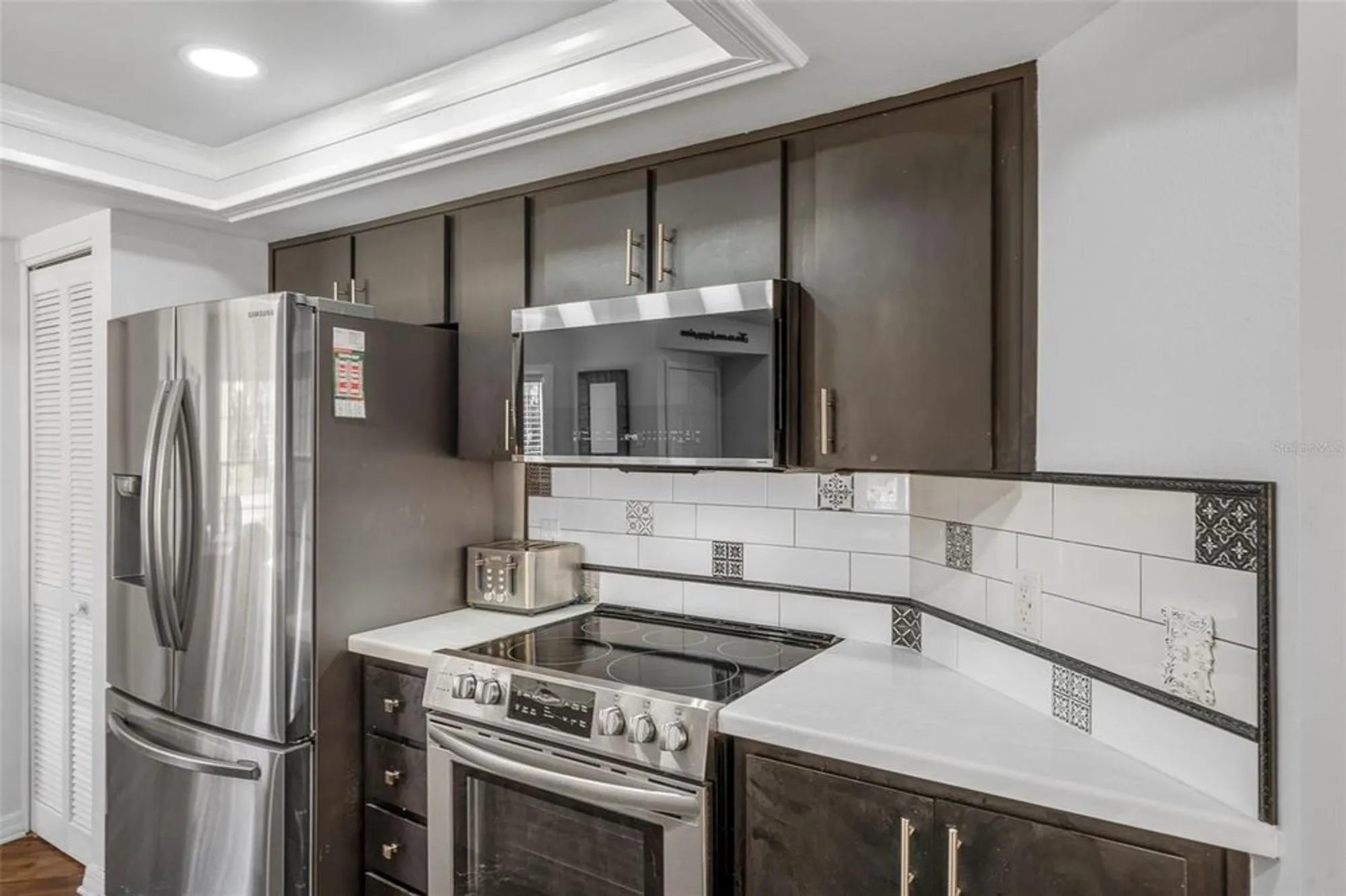 Property Slideshow image 17 of 65 | 6732 oak cluster cir, Spring Hill, FL, 34606