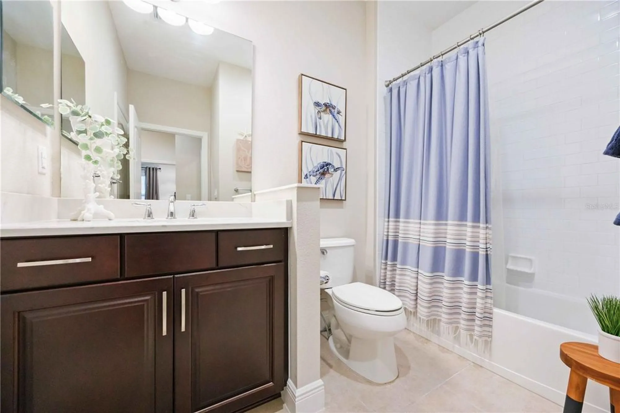Property Slideshow image 40 of 70 | 21625 avon park ct, Venice, FL, 34293