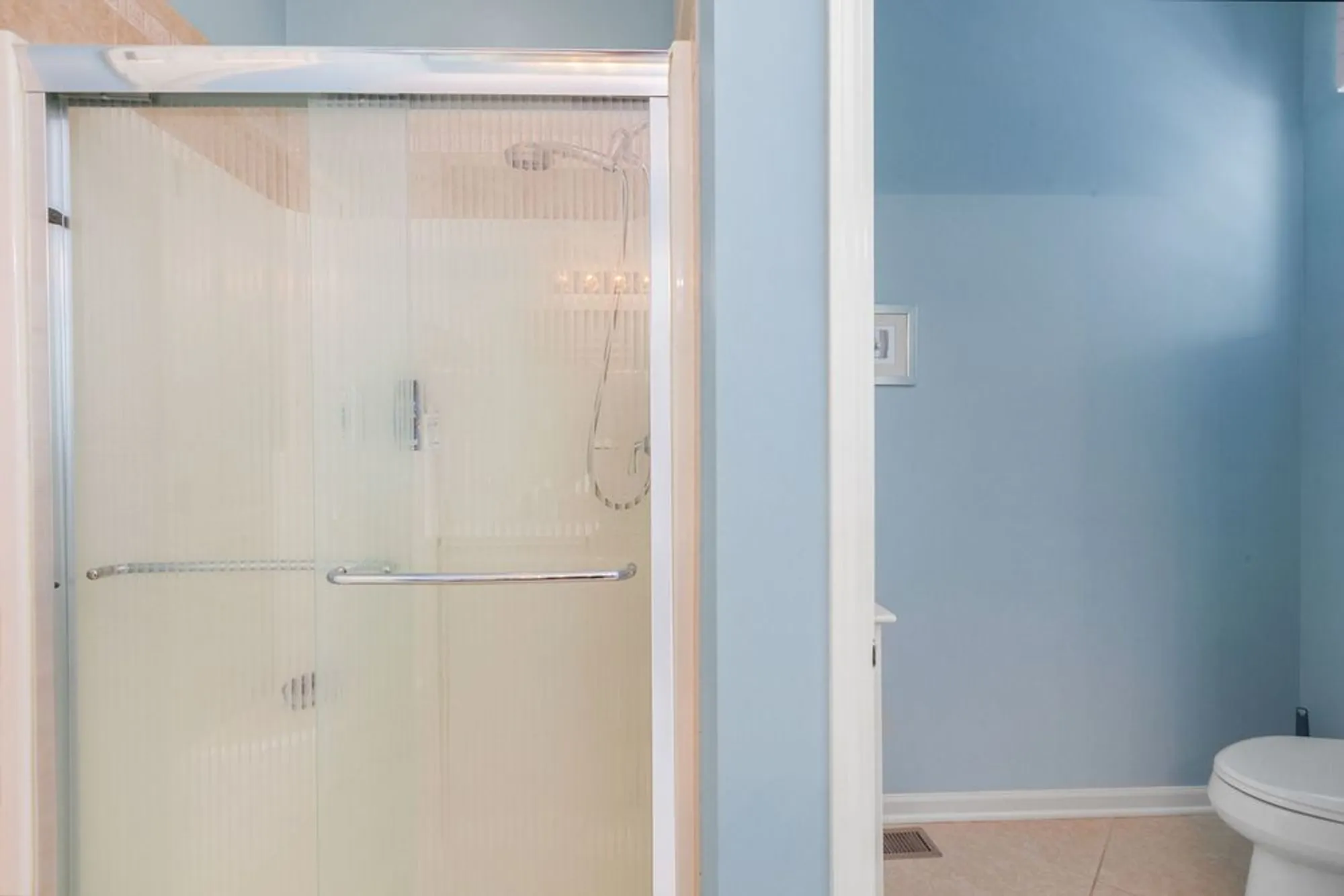 Property Slideshow image 19 of 25 | 12078 spring creek dr, Huntley, IL, 60142