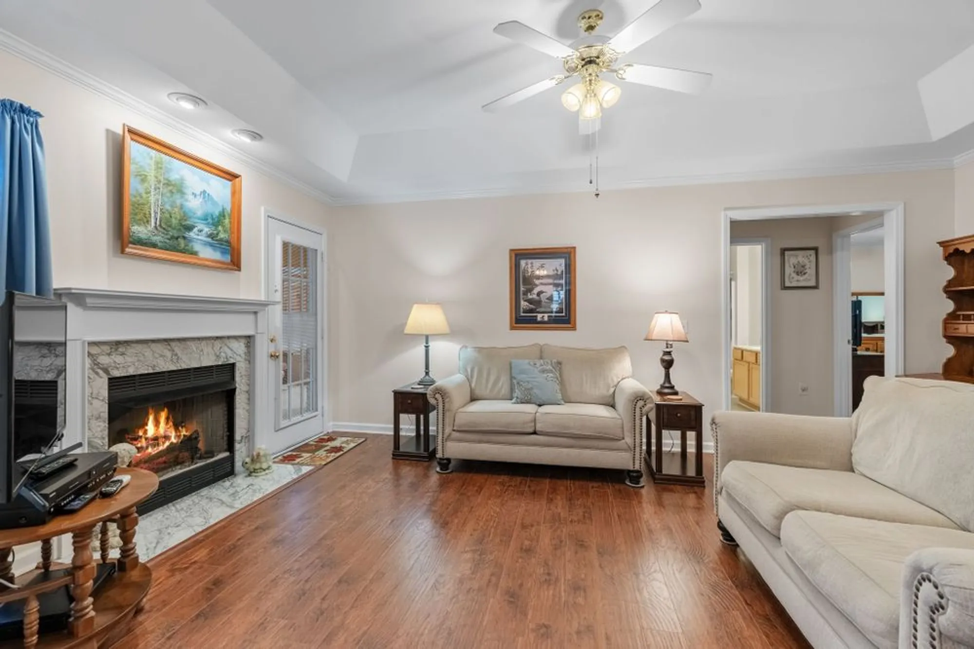 Property Slideshow image 4 of 36 | 327 forest glen cir, Murfreesboro, TN, 37128