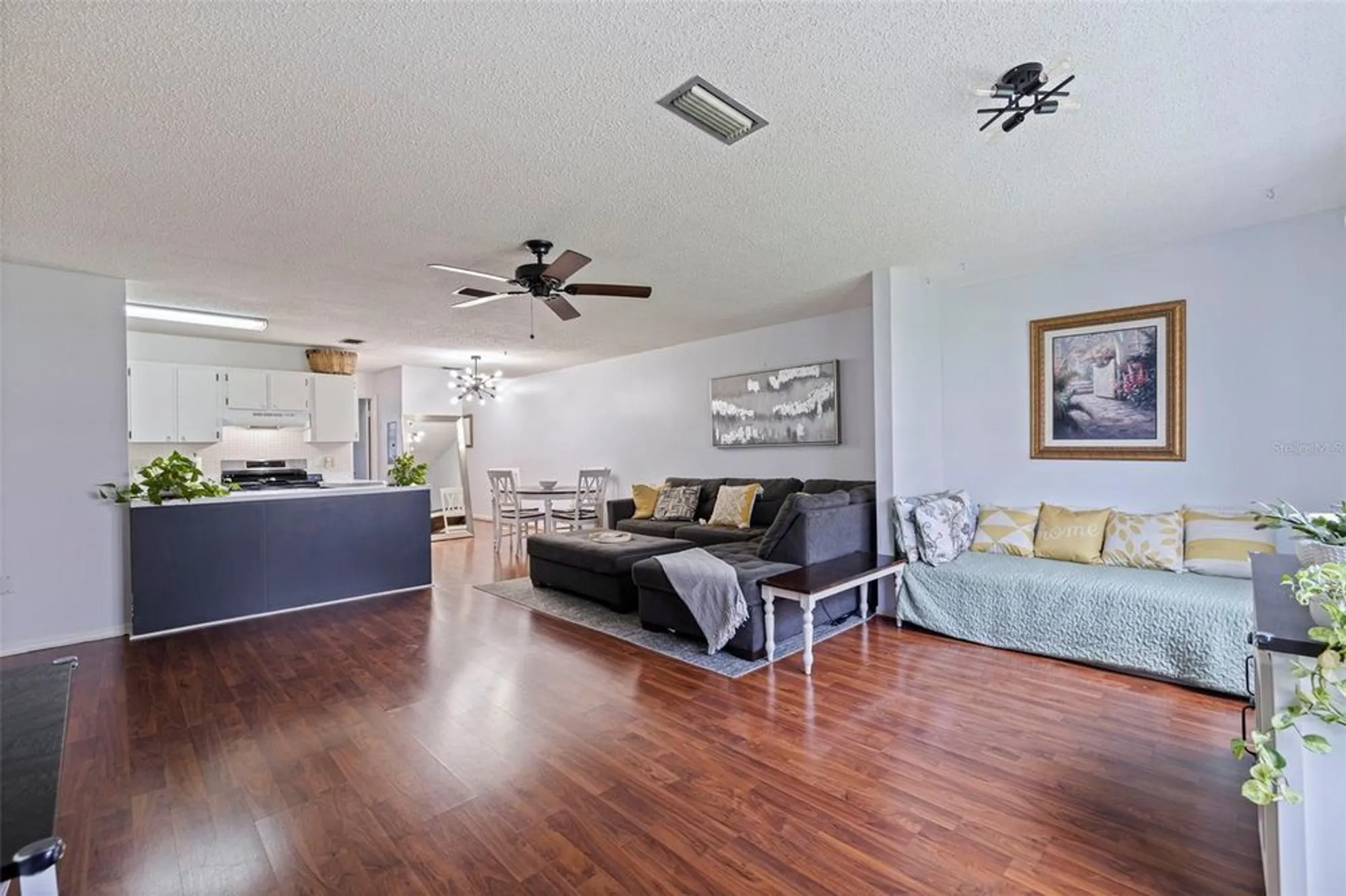 Property Slideshow image 14 of 40 | 5603 80th st n unit 107, Saint Petersburg, FL, 33709