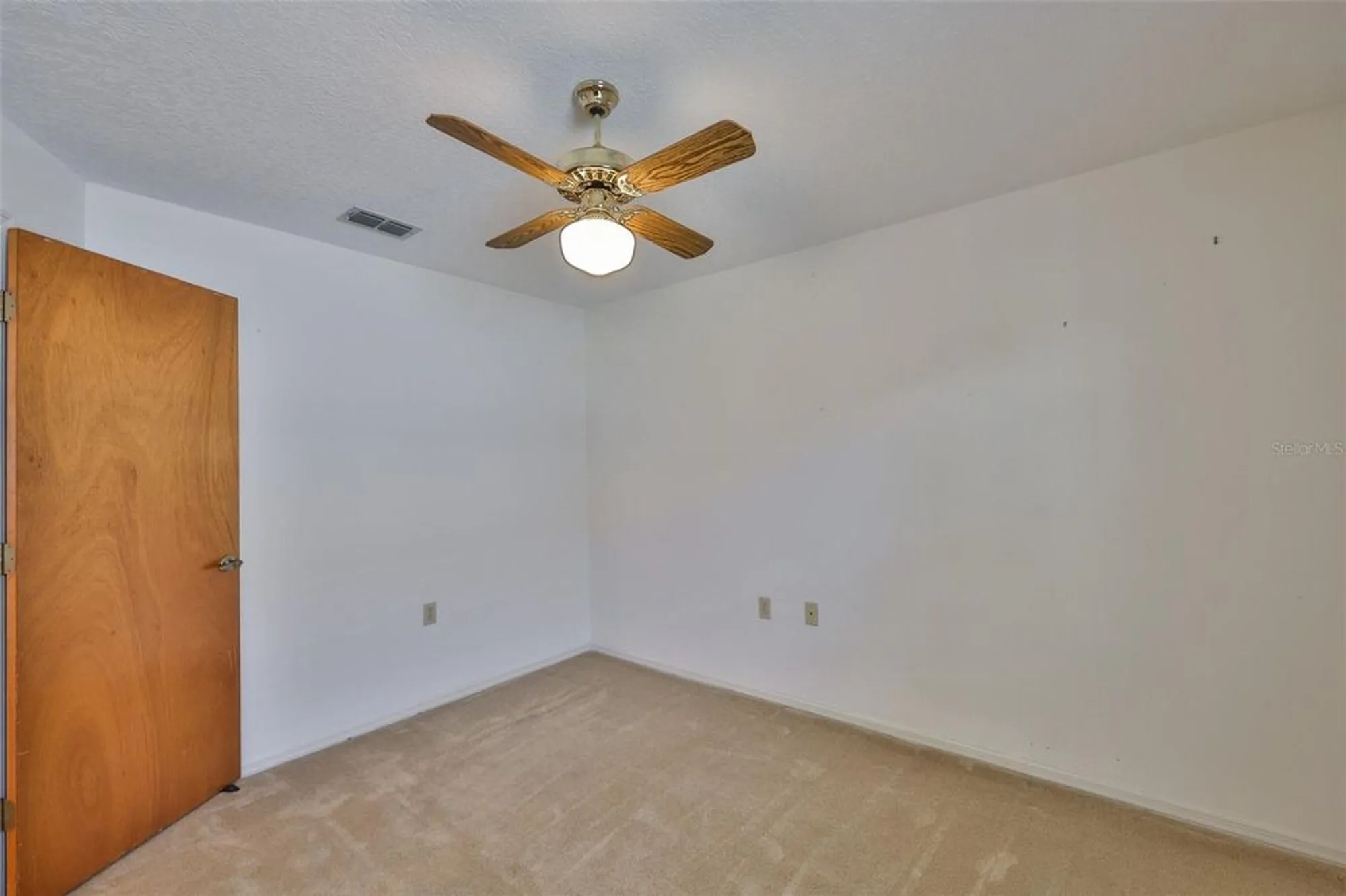 Property Slideshow image 25 of 39 | 6253 sandpipers dr, Lakeland, FL, 33809