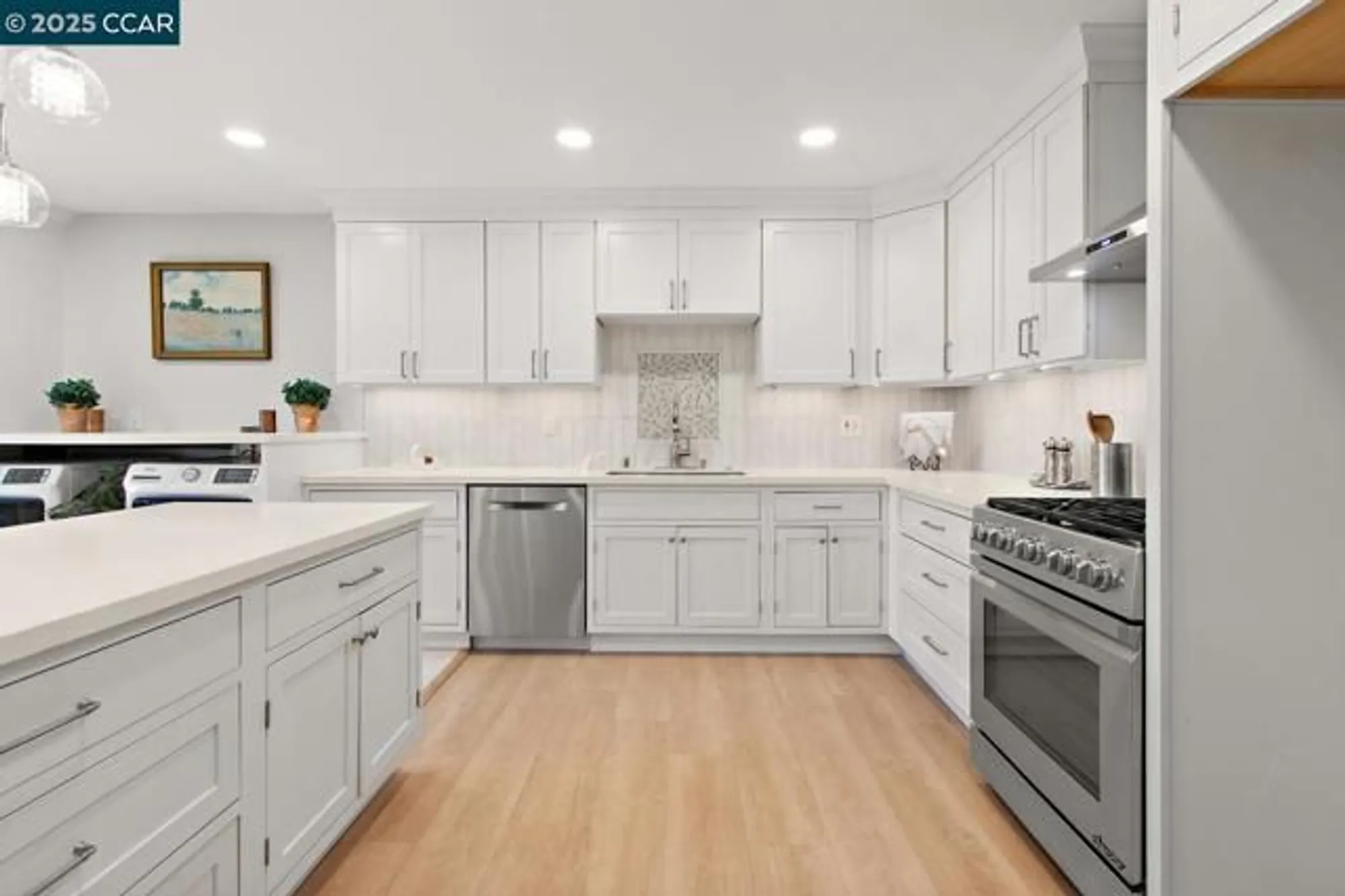 Property Slideshow image 5 of 19 | 1132 running springs rd 11, Walnut Creek, CA, 94595