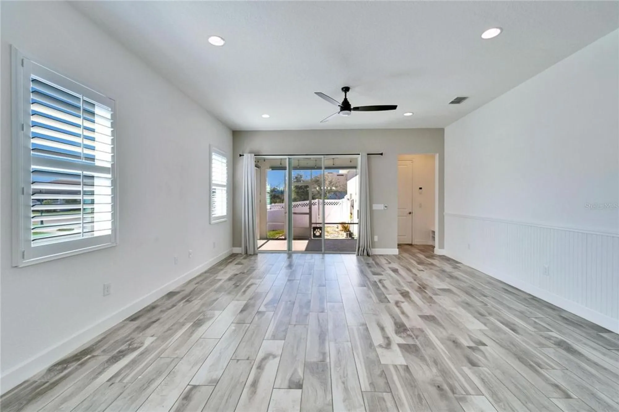 Property Slideshow image 12 of 61 | 729 winterside dr, Apollo Beach, FL, 33572