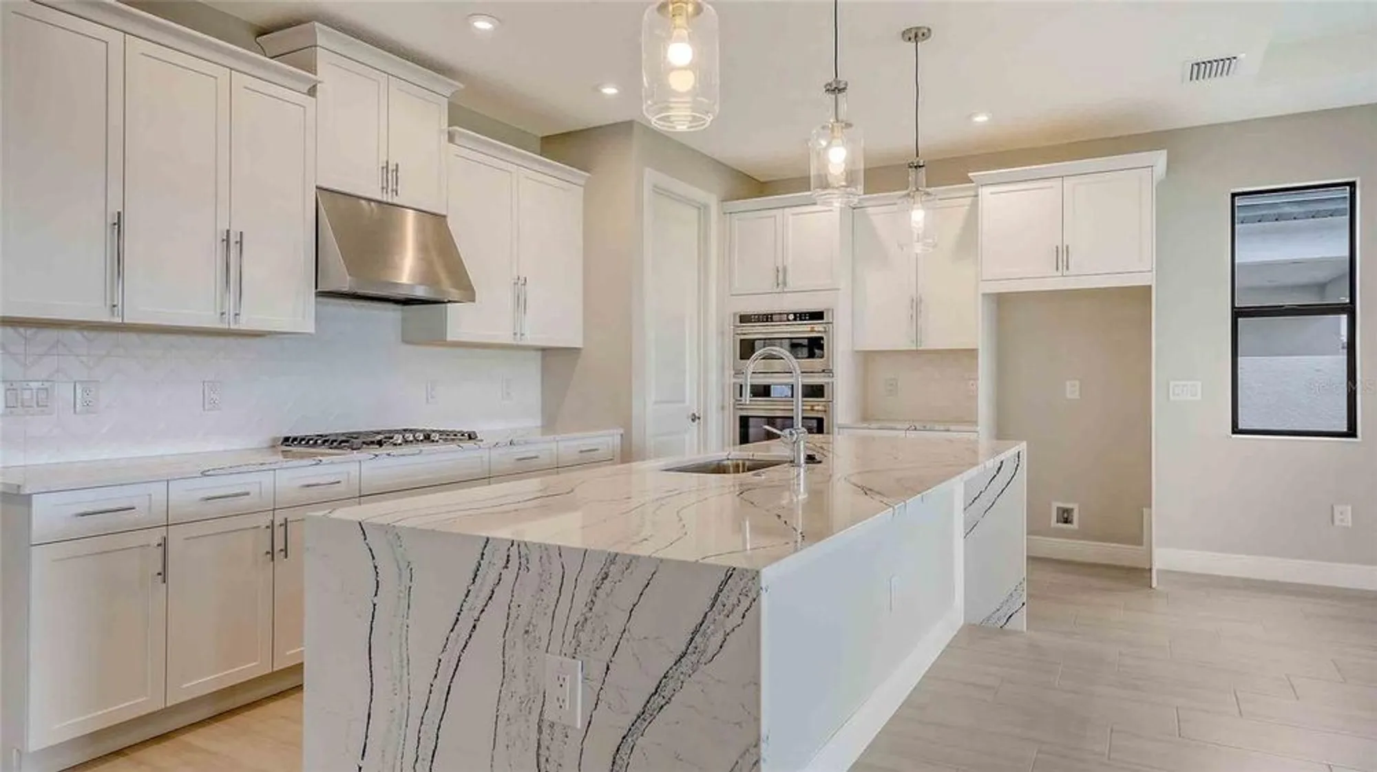 Property Slideshow image 3 of 44 | 14517 coastal woodland ln, Parrish, FL, 34219