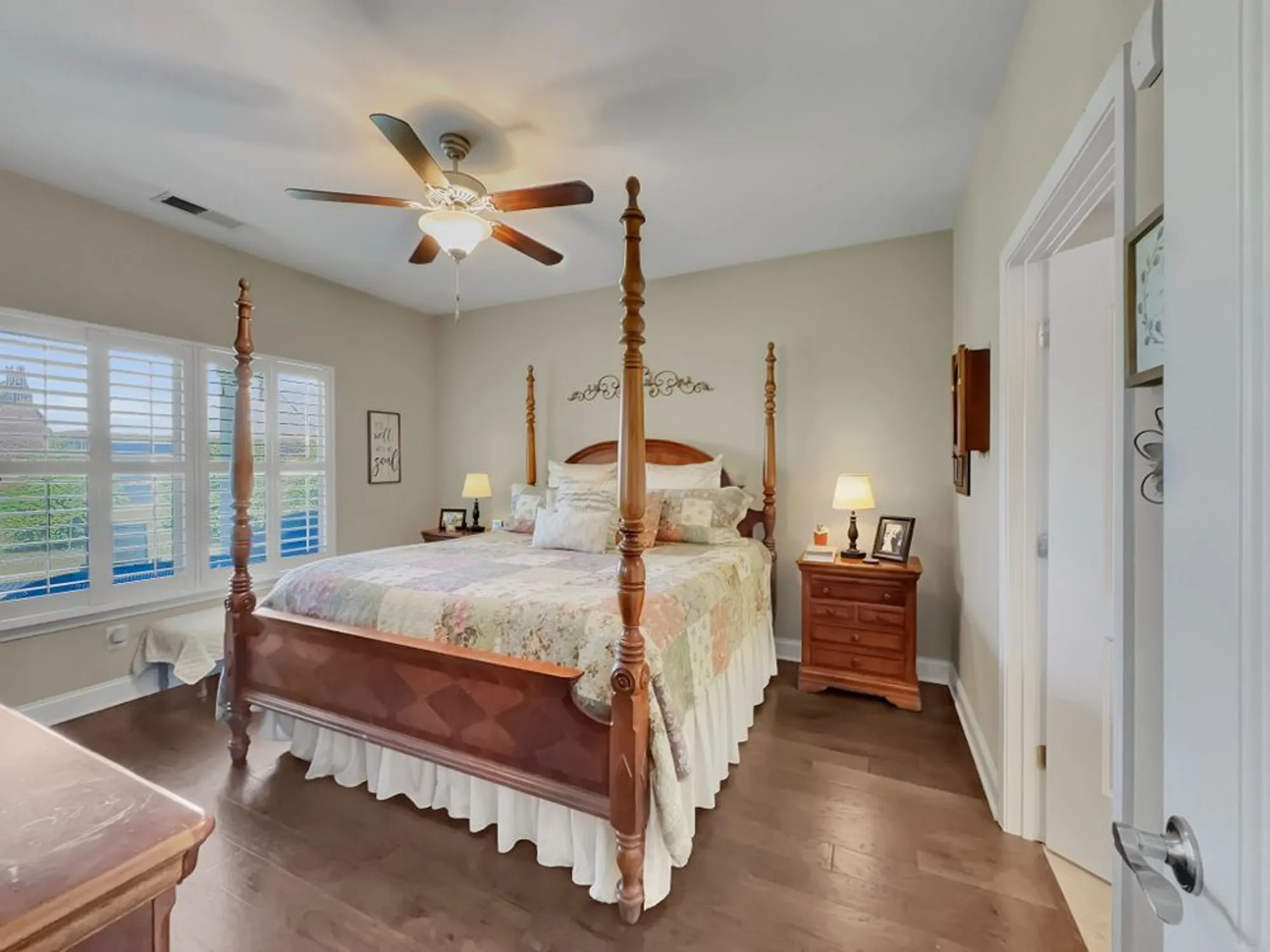 Property Slideshow image 14 of 30 | 1397 whispering oaks dr, Lebanon, TN, 37090