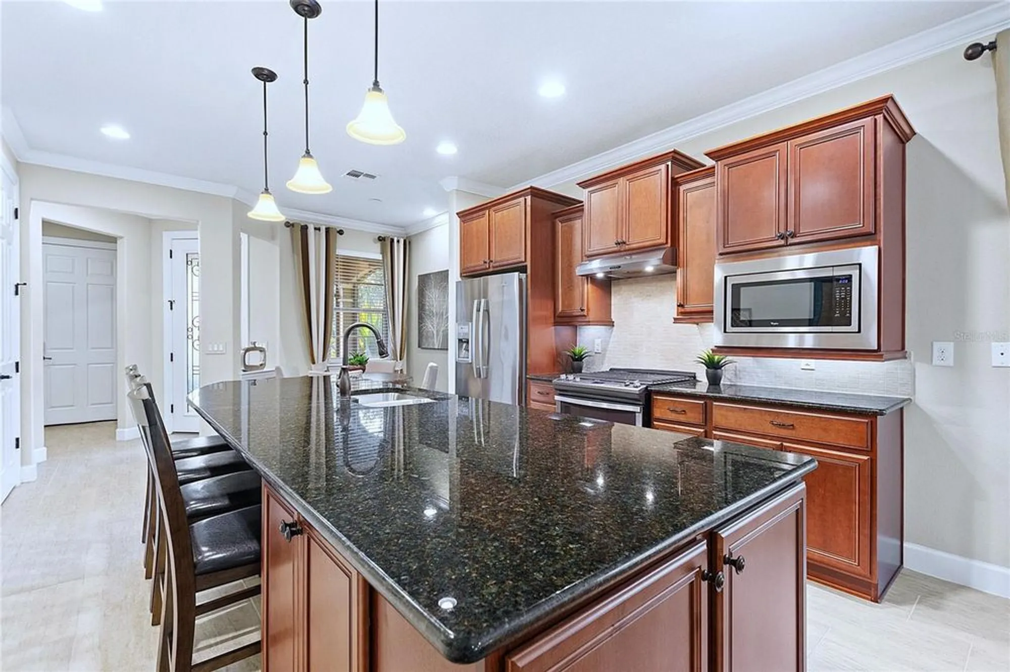 Property Slideshow image 19 of 86 | 513 san sebastian ct, Davenport, FL, 33837