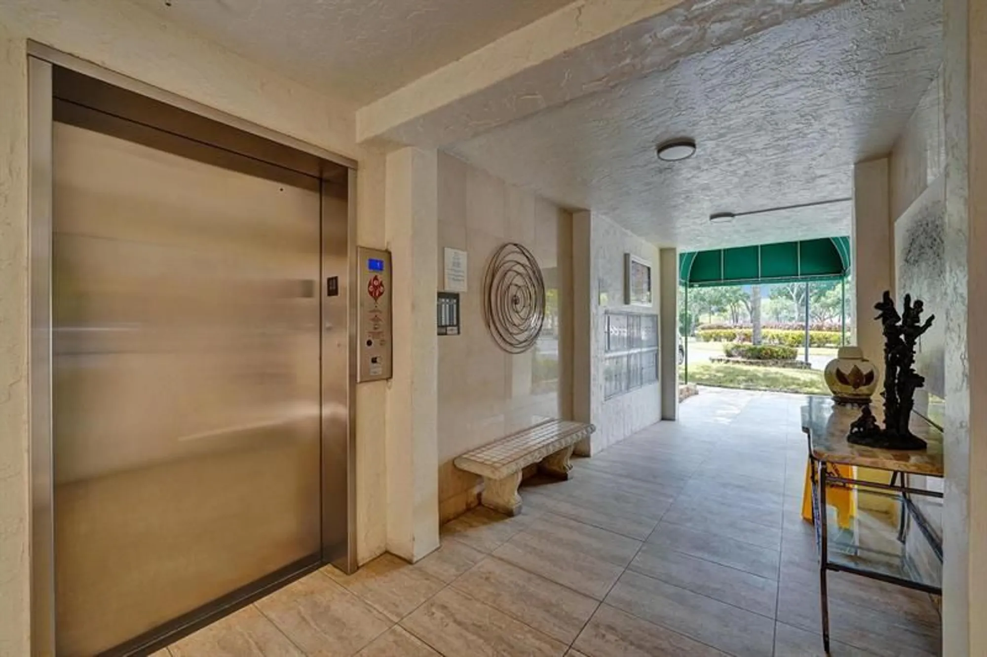 Property Slideshow image 52 of 61 | 9587 weldon cir apt b312, Fort Lauderdale, FL, 33321