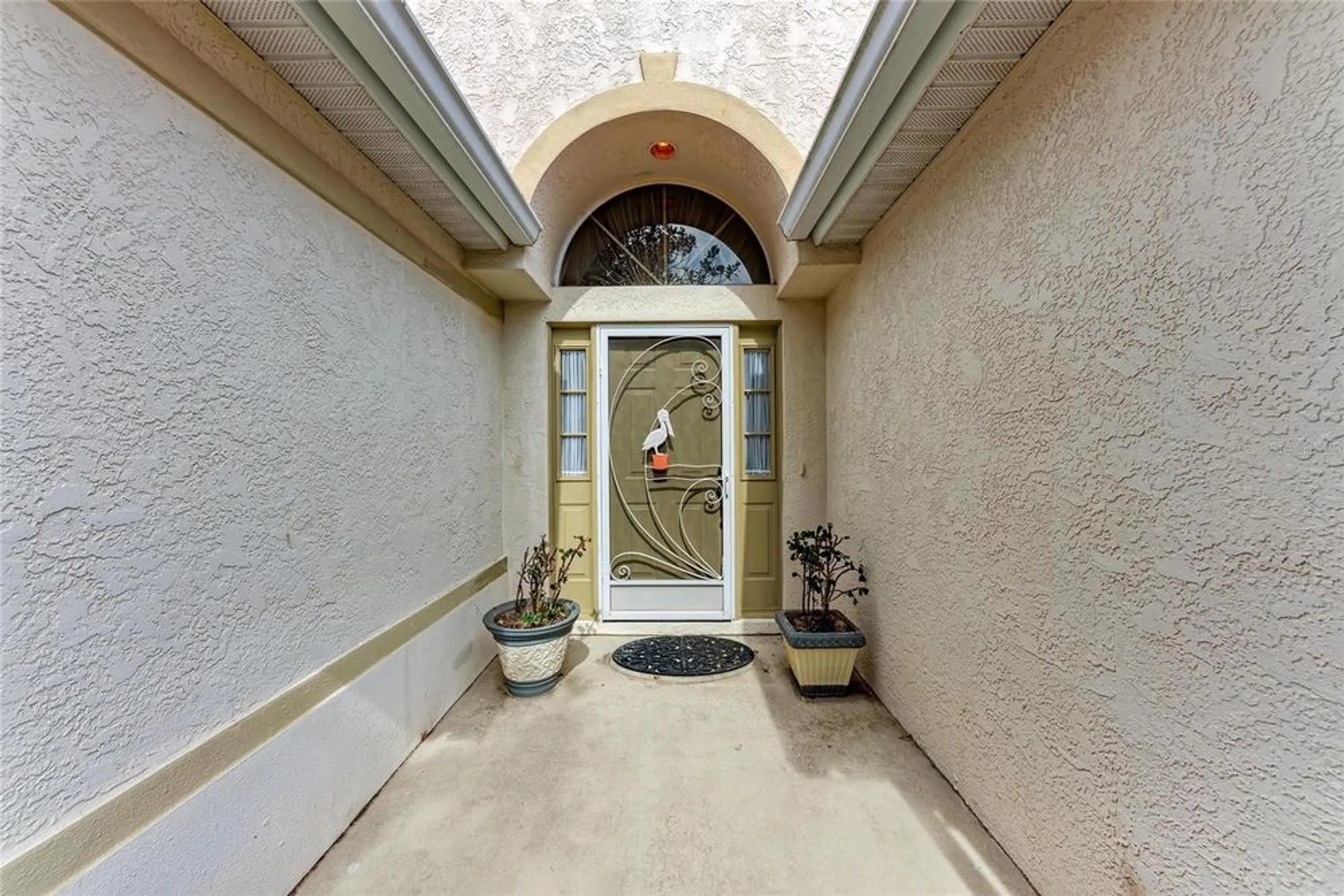 Property Slideshow image 5 of 43 | 5513 83rd ter, Sarasota, FL, 34243