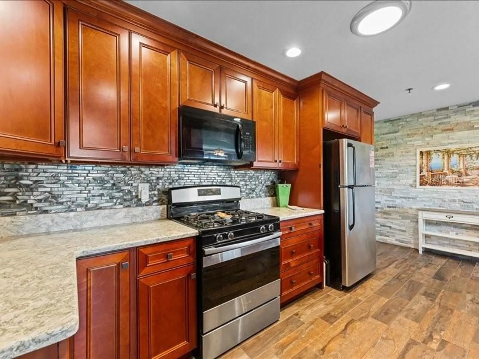 Property Slideshow image 28 of 47 | 8186 terrace garden dr n unit 401, Saint Petersburg, FL, 33709