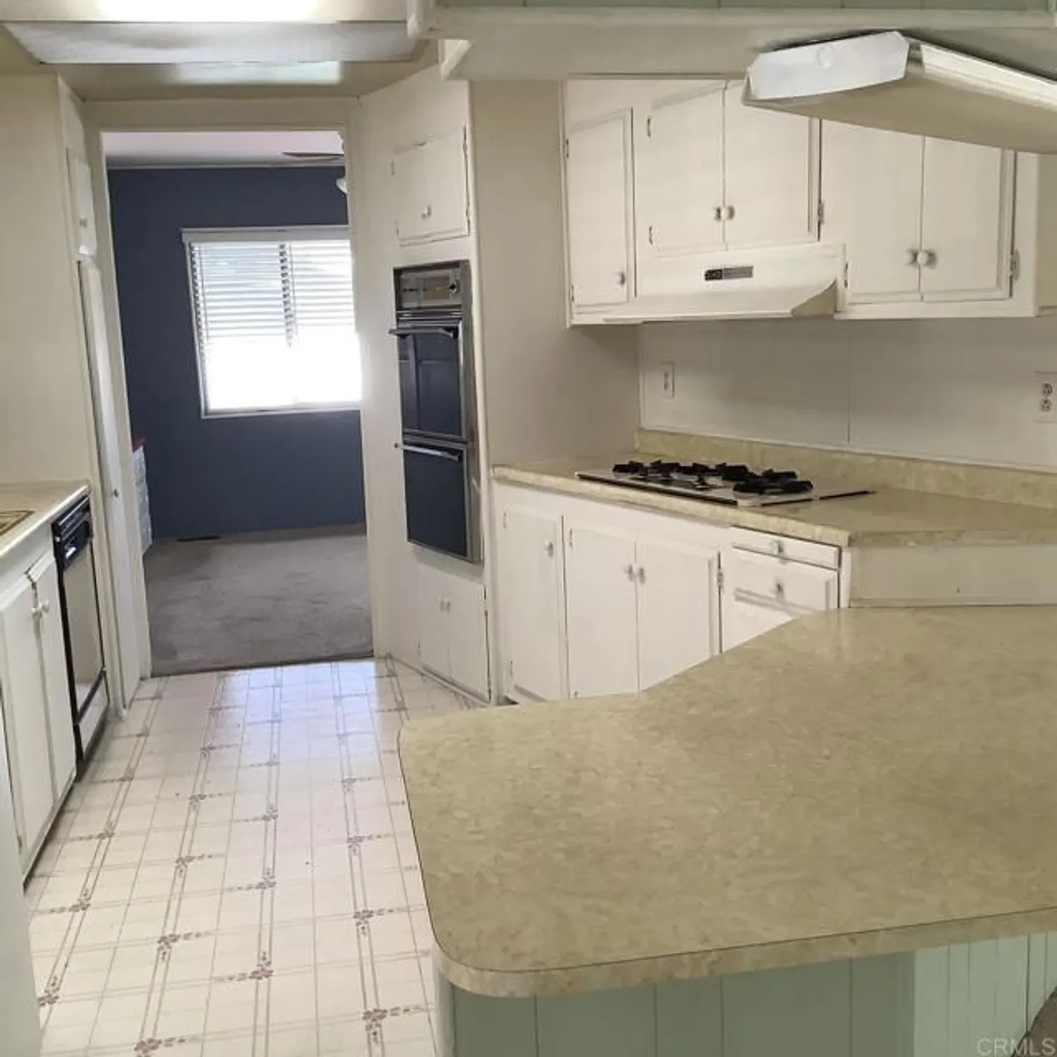 Property Slideshow image 4 of 13 | 38069 calle de amor, Murrieta, CA, 92563