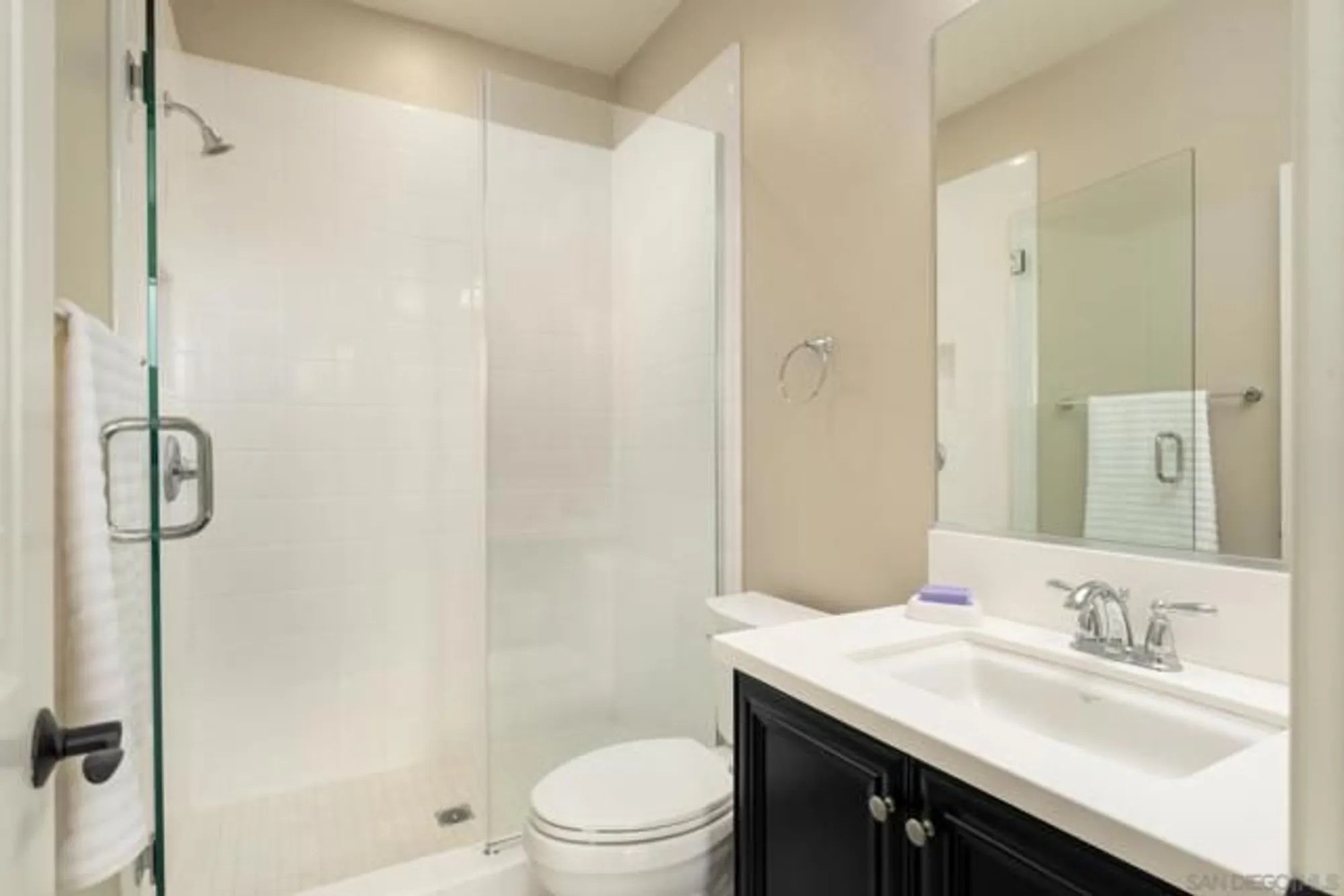 Property Slideshow image 22 of 41 | 7964 auberge cir, San Diego, CA, 92127