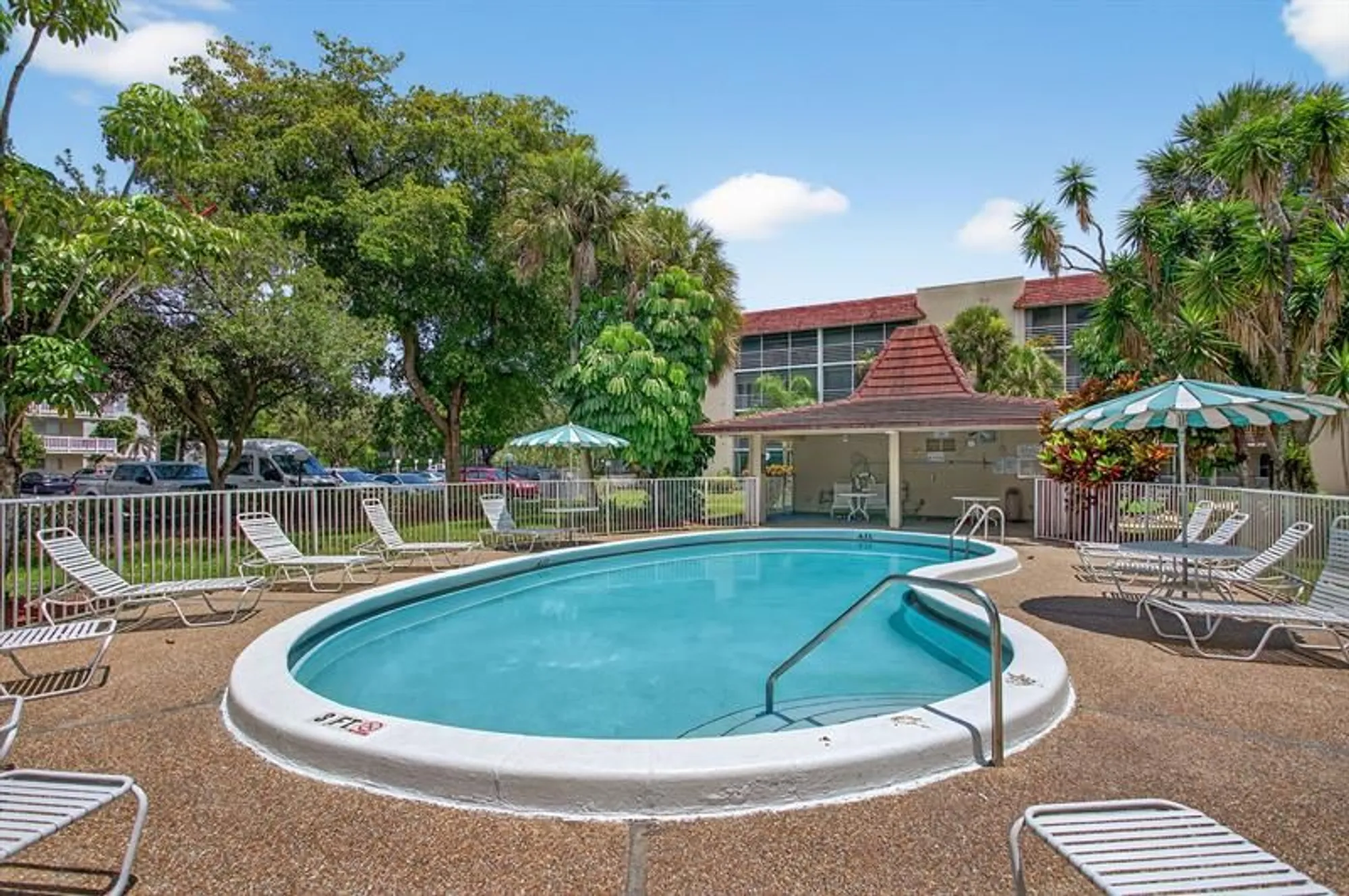 Property Slideshow image 30 of 42 | 3551 inverrary dr apt 312, Lauderhill, FL, 33319