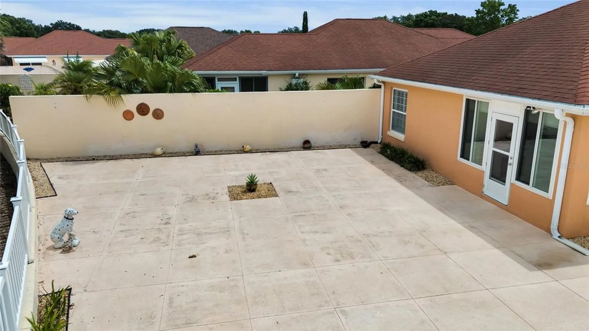 Property Slideshow image 35 of 45 | 916 medira dr, Lady Lake, FL, 32159