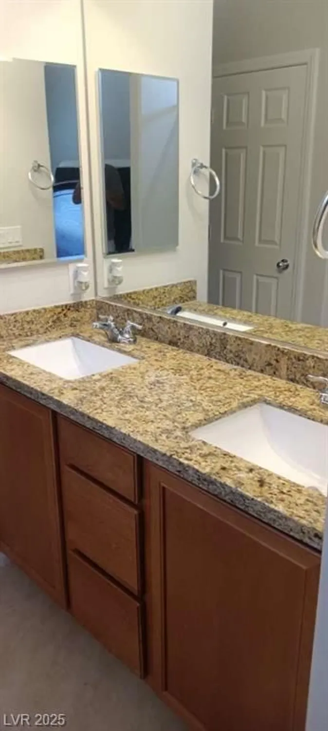 Property Slideshow image 11 of 19 | 938 overlook ln, Mesquite, NV, 89027