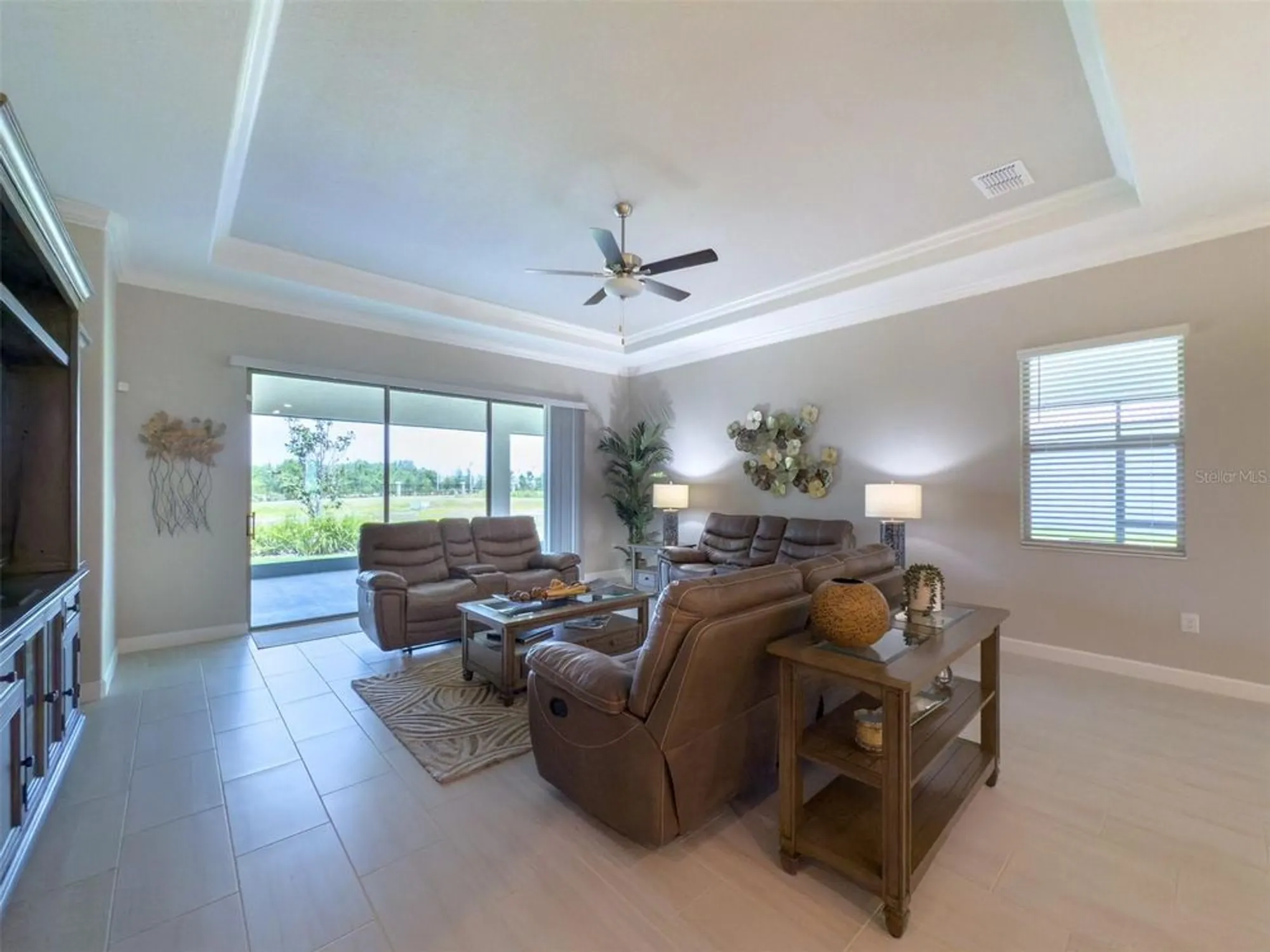 Property Slideshow image 23 of 80 | 5329 windy grove dr, Wimauma, FL, 33598
