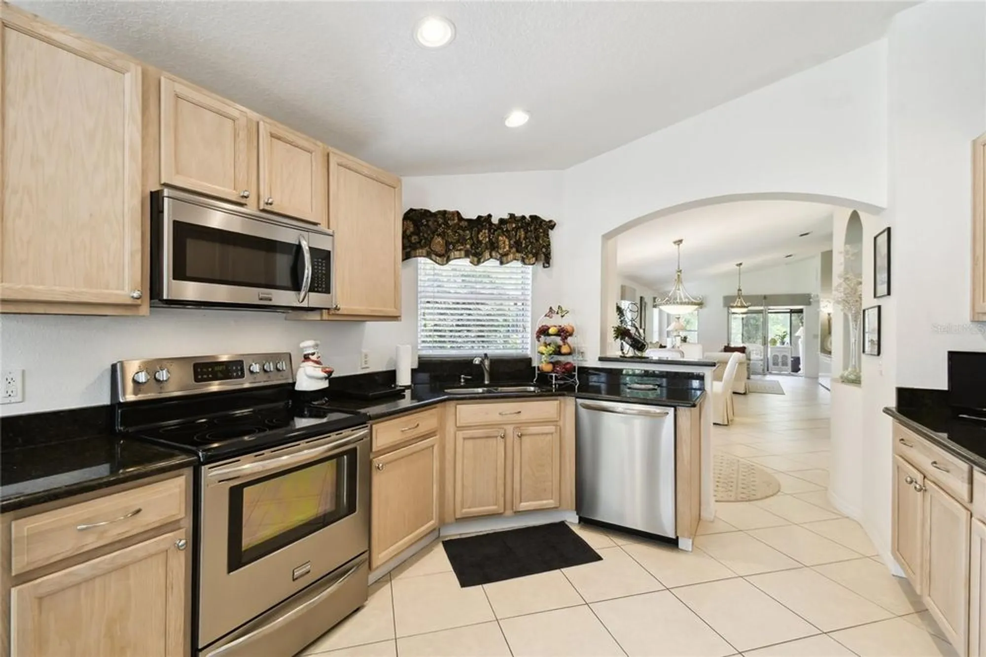 Property Slideshow image 17 of 59 | 560 grand canal dr, Kissimmee, FL, 34759