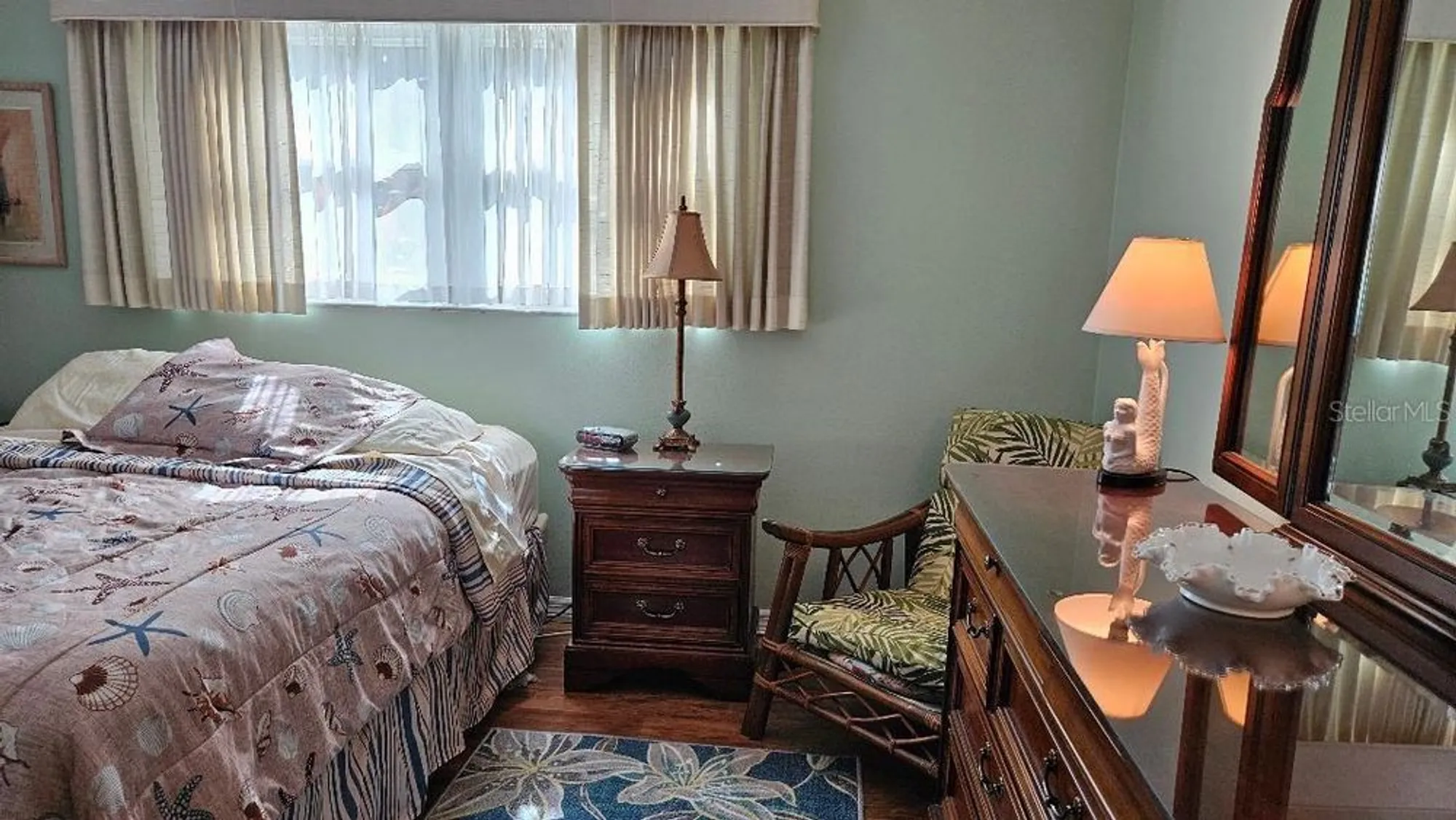 Property Slideshow image 11 of 32 | 5975 terrace park dr n unit 102, St Petersburg, FL, 33709