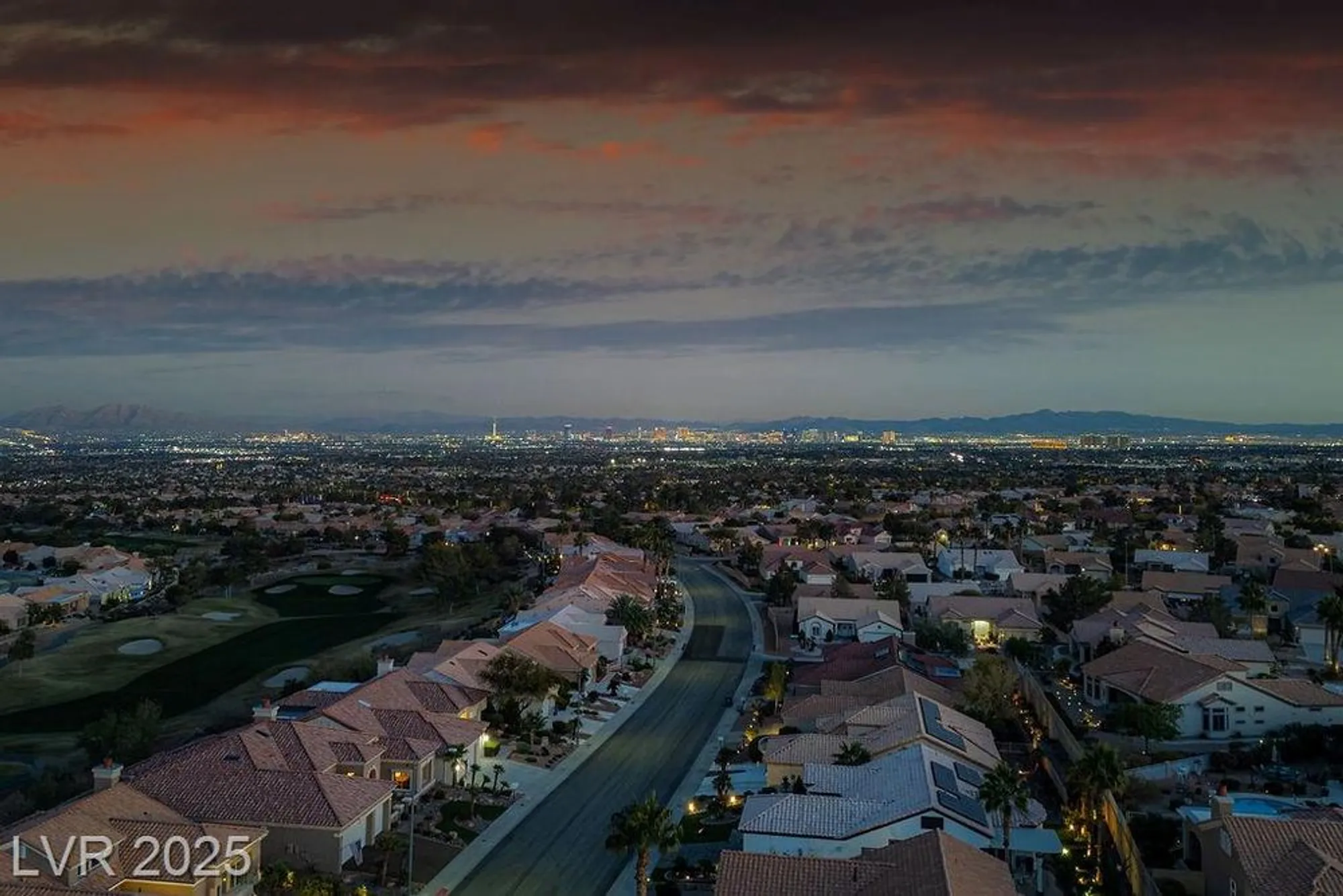 Property Slideshow image 50 of 99 | 10712 button willow dr, Las Vegas, NV, 89134