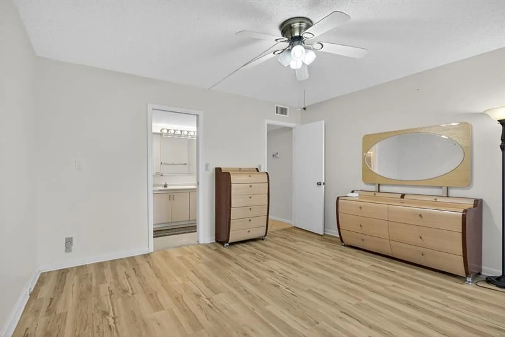 Property Slideshow image 18 of 29 | 3204 portofino pt d4, Coconut Creek, FL, 33066