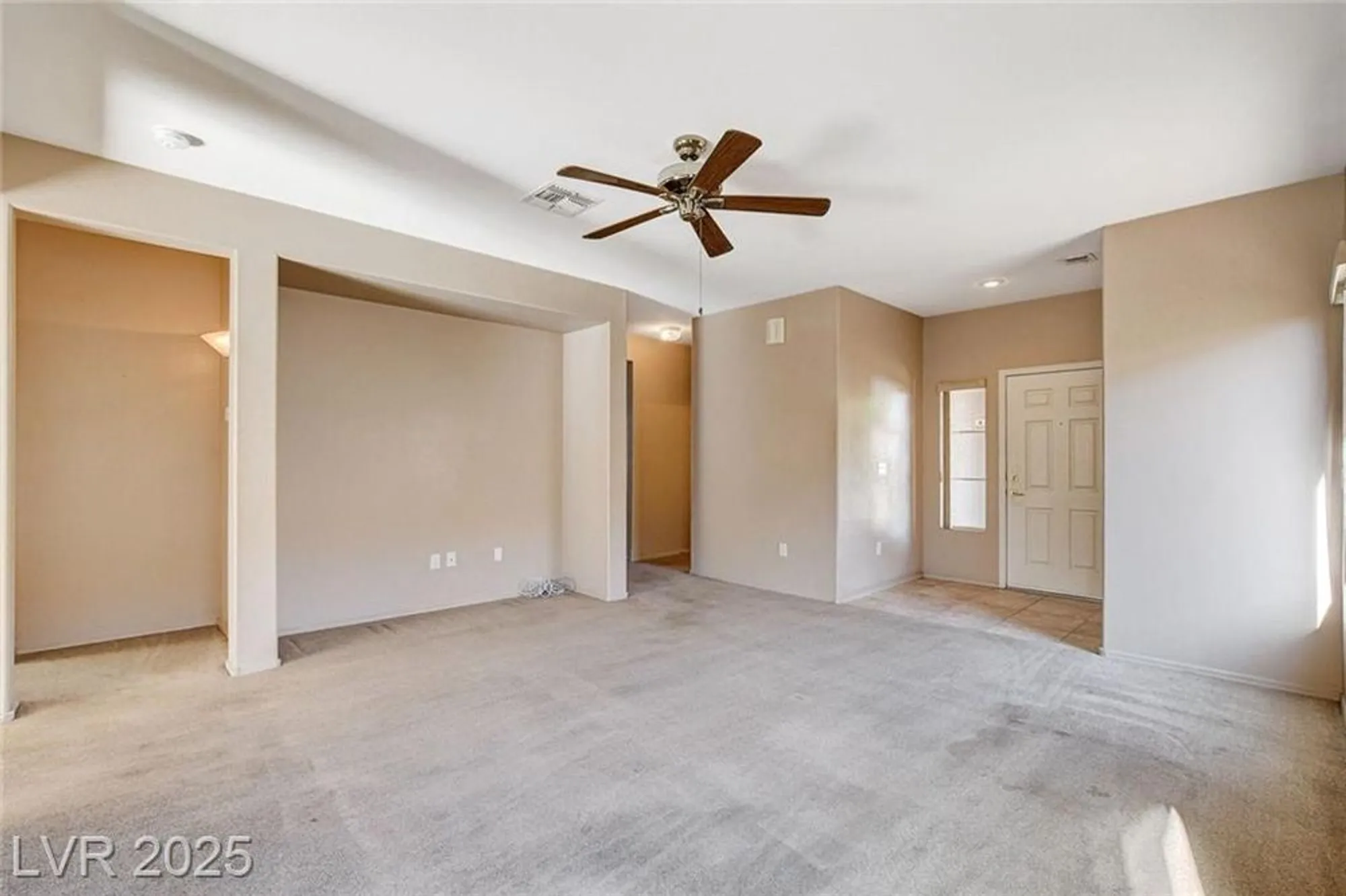 Property Slideshow image 8 of 32 | 2507 libretto ave, Henderson, NV, 89052