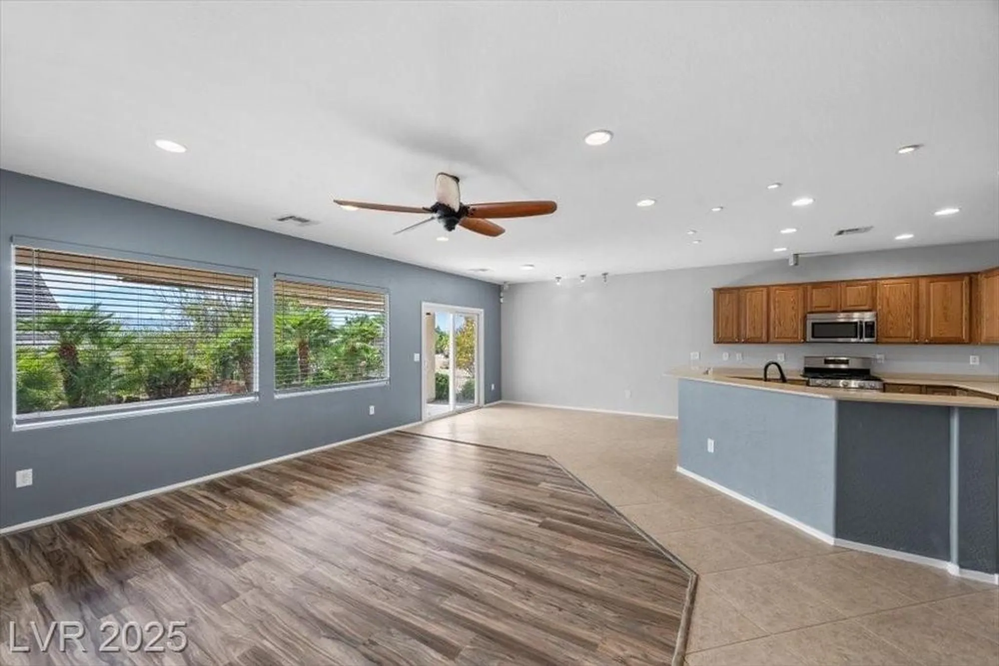 Property Slideshow image 9 of 60 | 2345 minolta ct, Henderson, NV, 89044