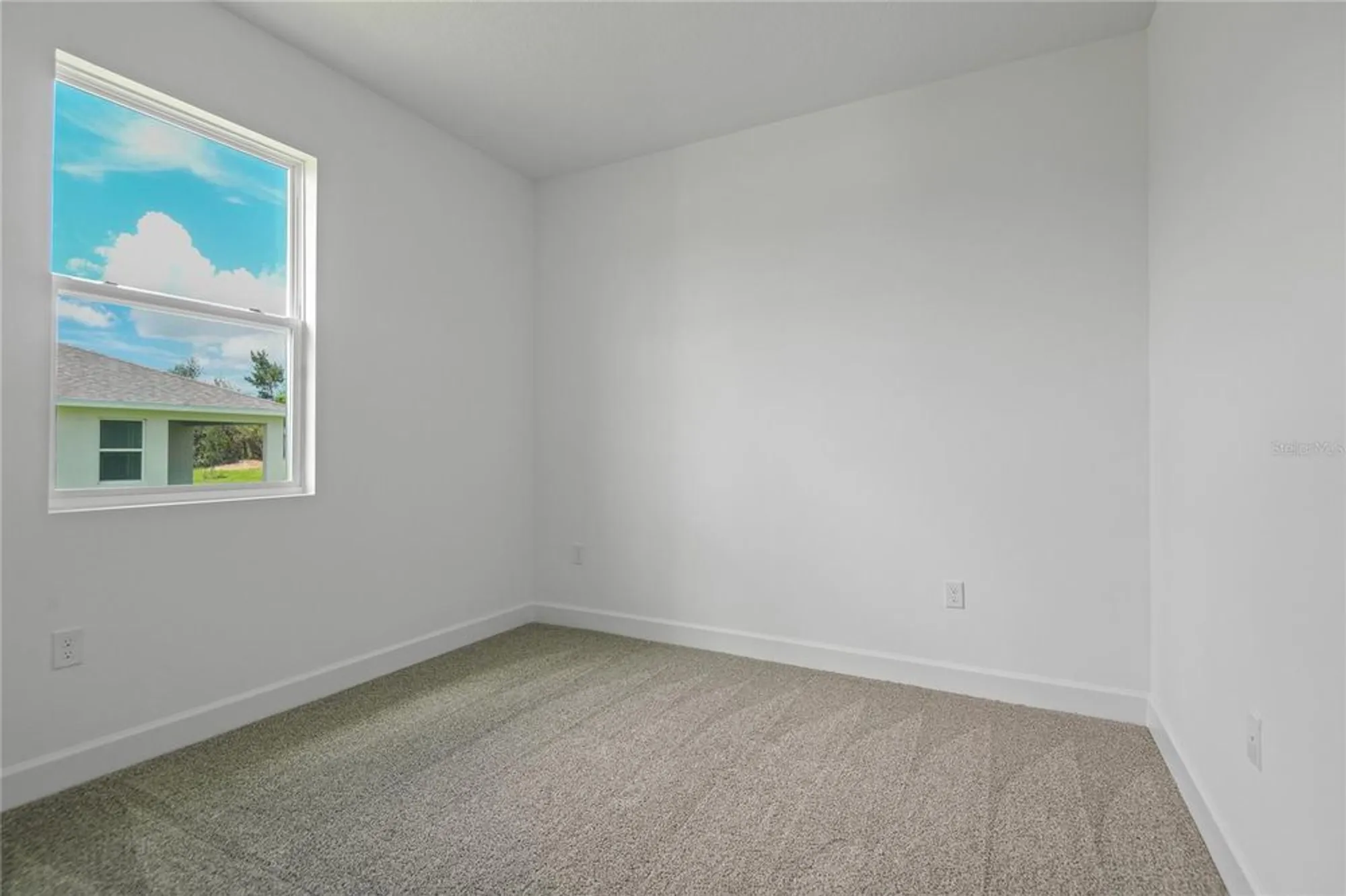 Property Slideshow image 11 of 33 | 9093 players dr, Weeki Wachee, FL, 34613