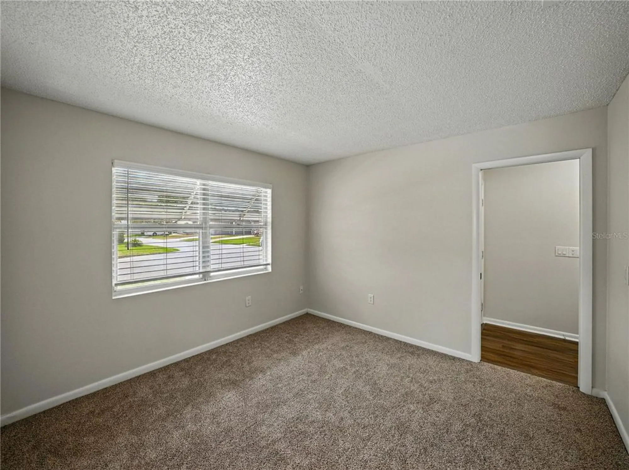 Property Slideshow image 32 of 55 | 4965 goldenview ln, Lakeland, FL, 33811