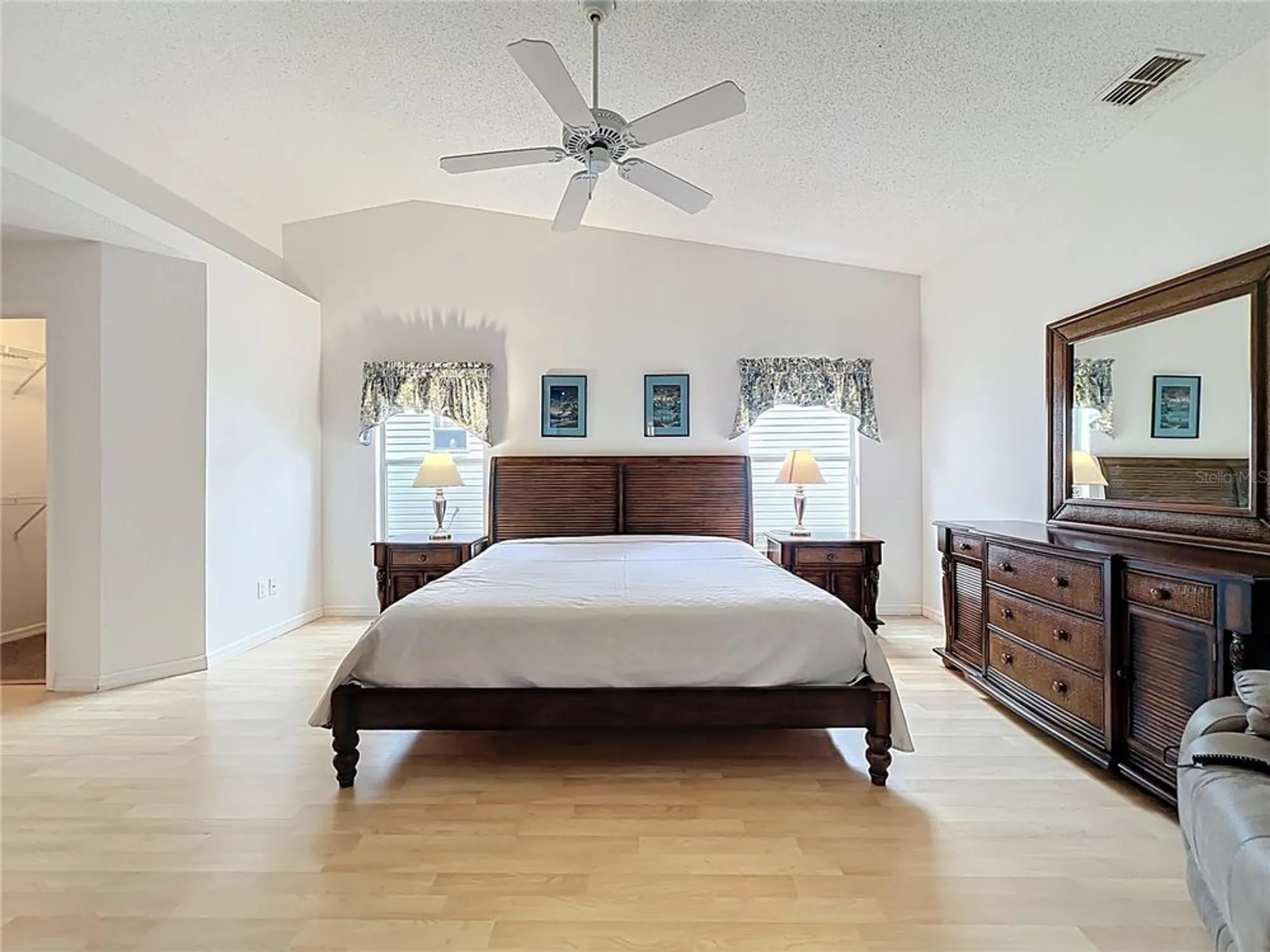 Property Slideshow image 24 of 58 | 5053 el destino dr, Leesburg, FL, 34748