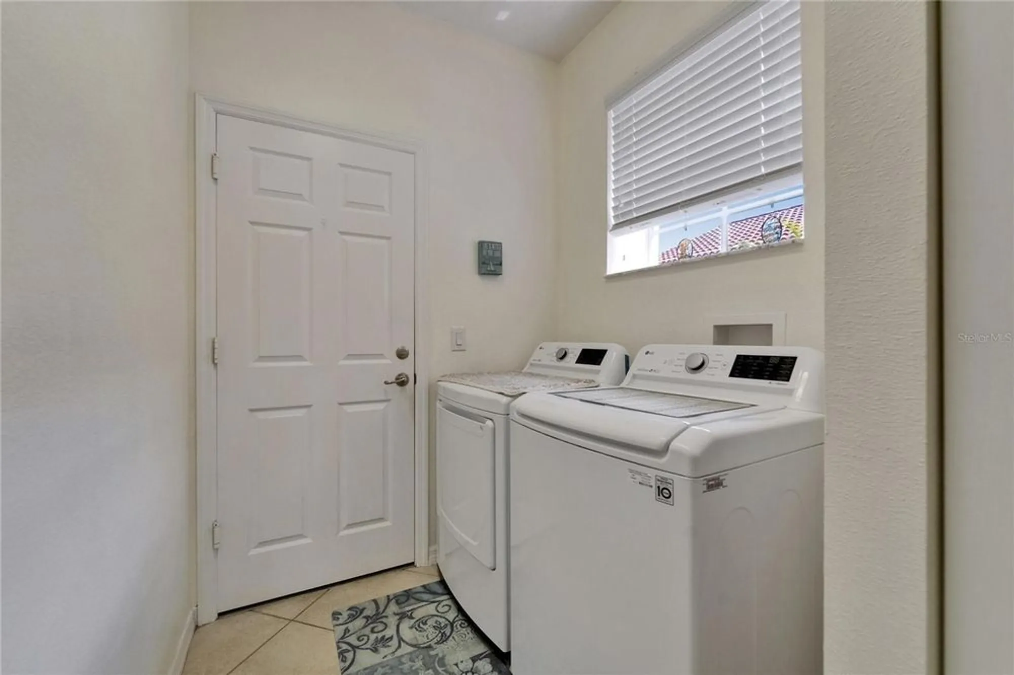 Property Slideshow image 22 of 81 | 16261 amethyst key dr, Wimauma, FL, 33598