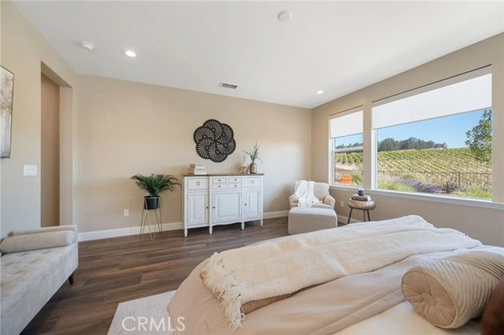 Property Slideshow image 27 of 71 | 867 trail view pl, Nipomo, CA, 93444