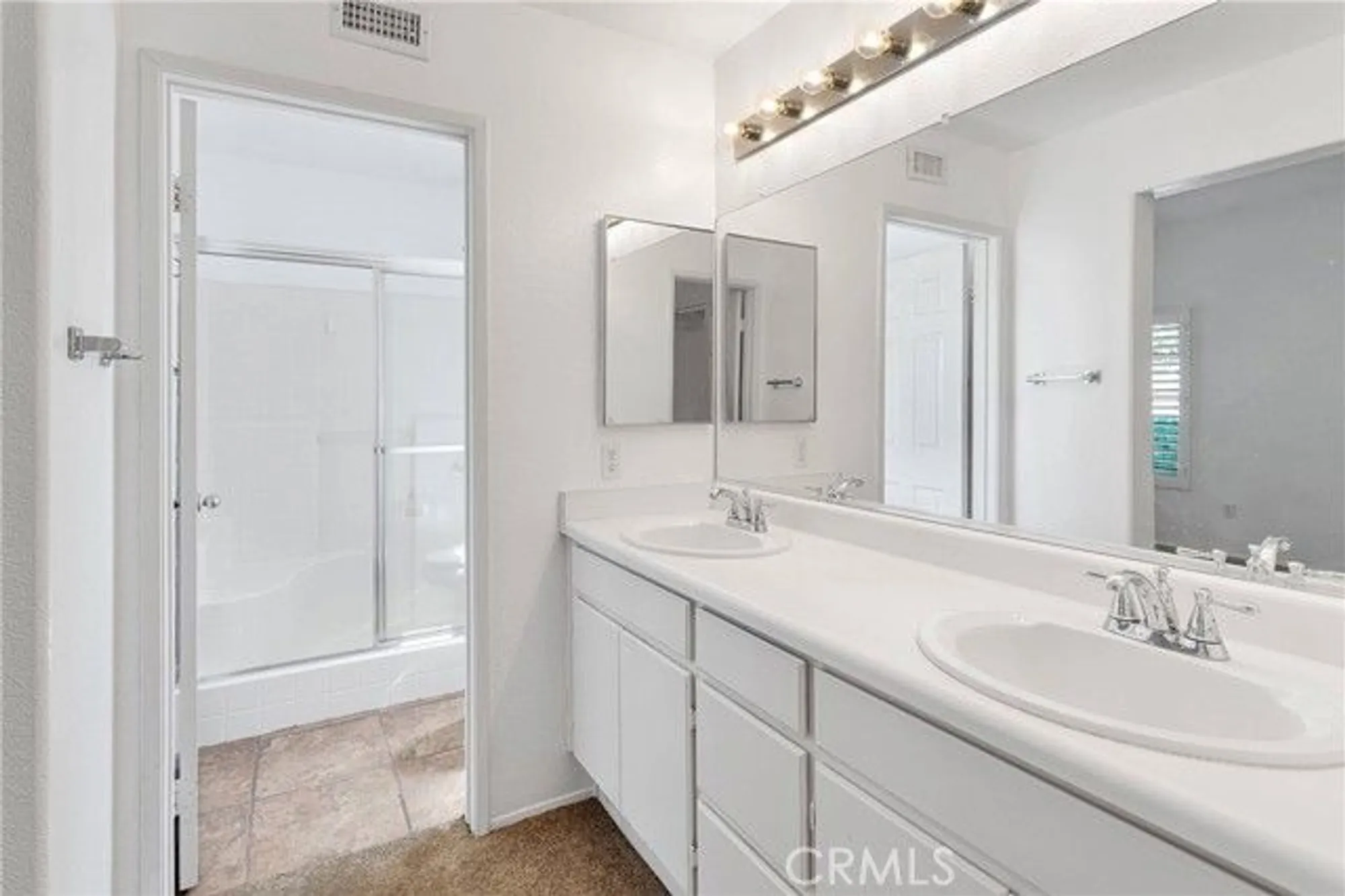 Property Slideshow image 21 of 42 | 40684 corte albara, Murrieta, CA, 92562