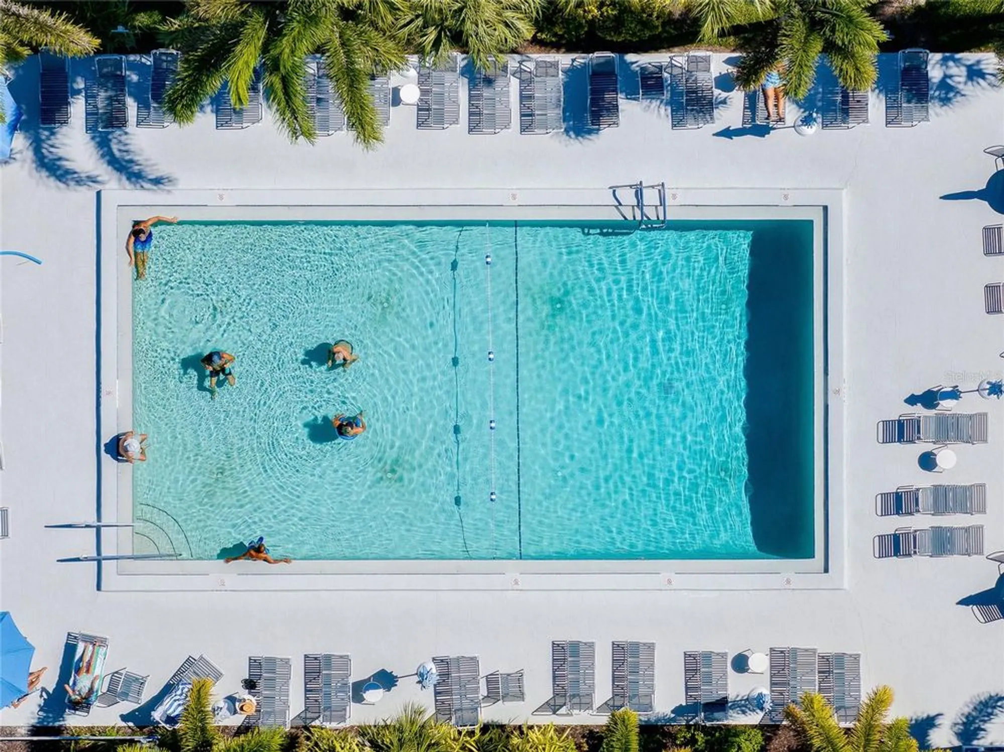 Property Slideshow image 53 of 68 | 433 cerromar ln 430, Venice, FL, 34293