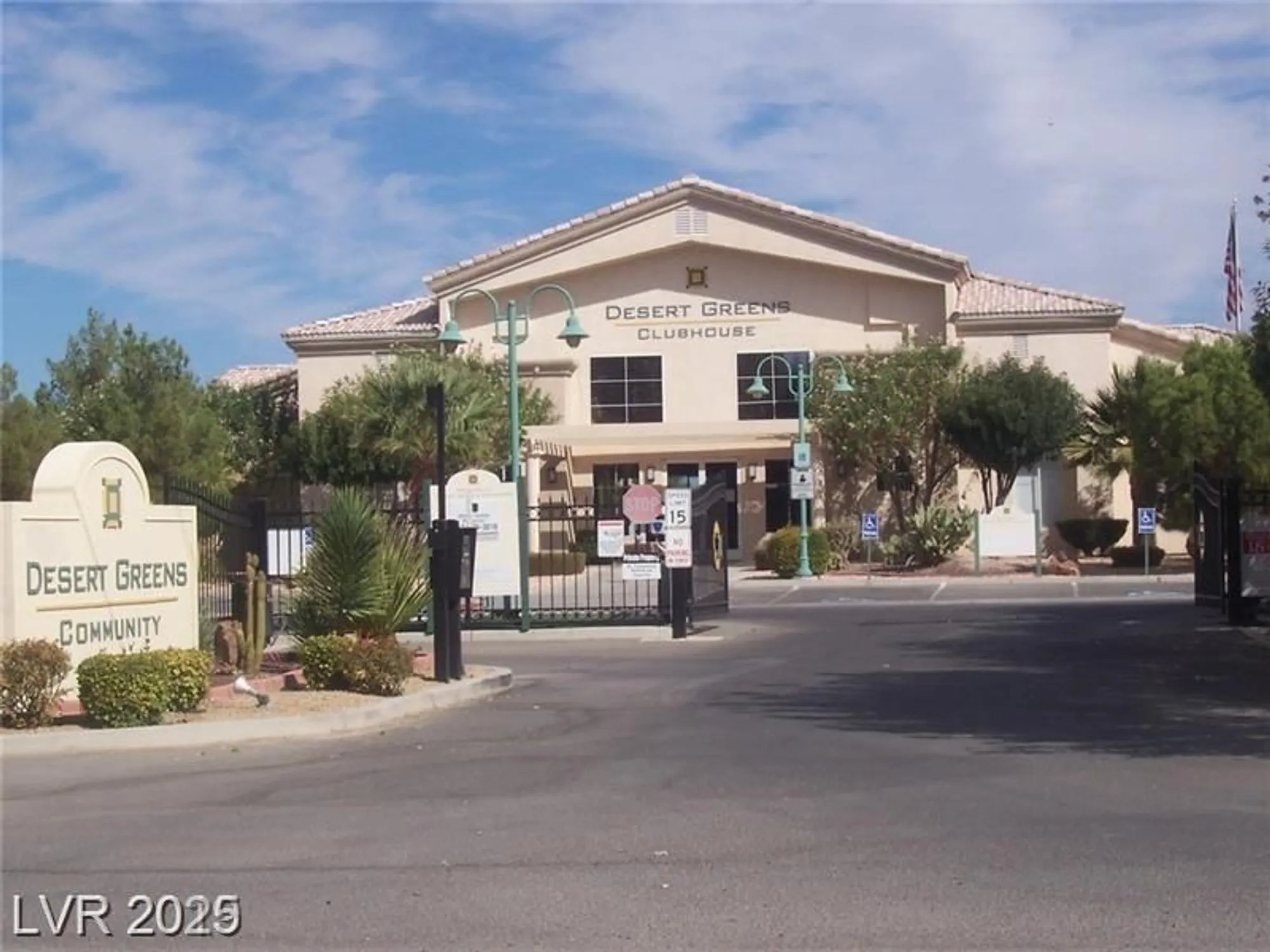 Property Slideshow image 12 of 22 | 881 montecito dr, Pahrump, NV, 89048
