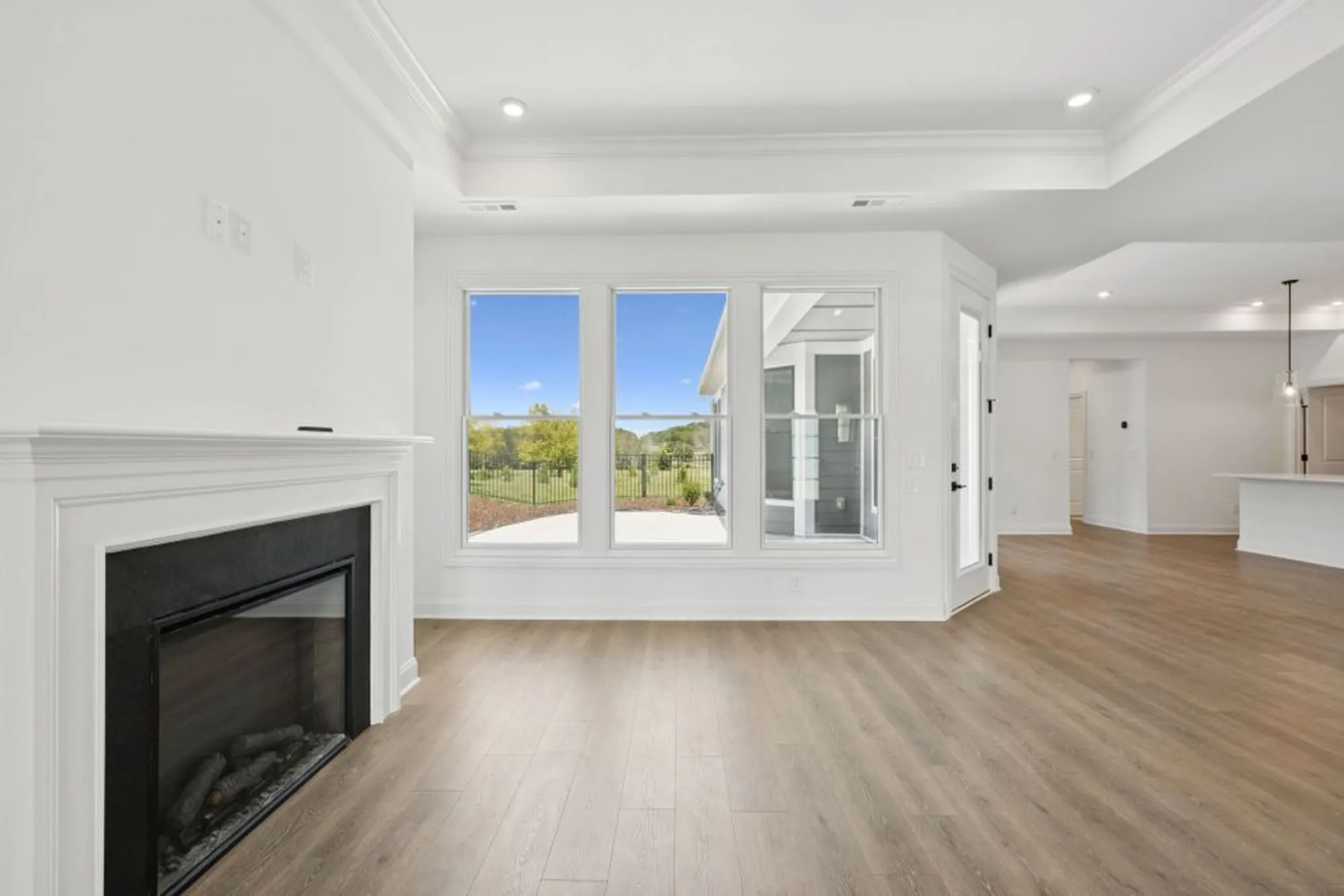 Property Slideshow image 23 of 64 | 512 restoration dr, Smyrna, TN, 37167