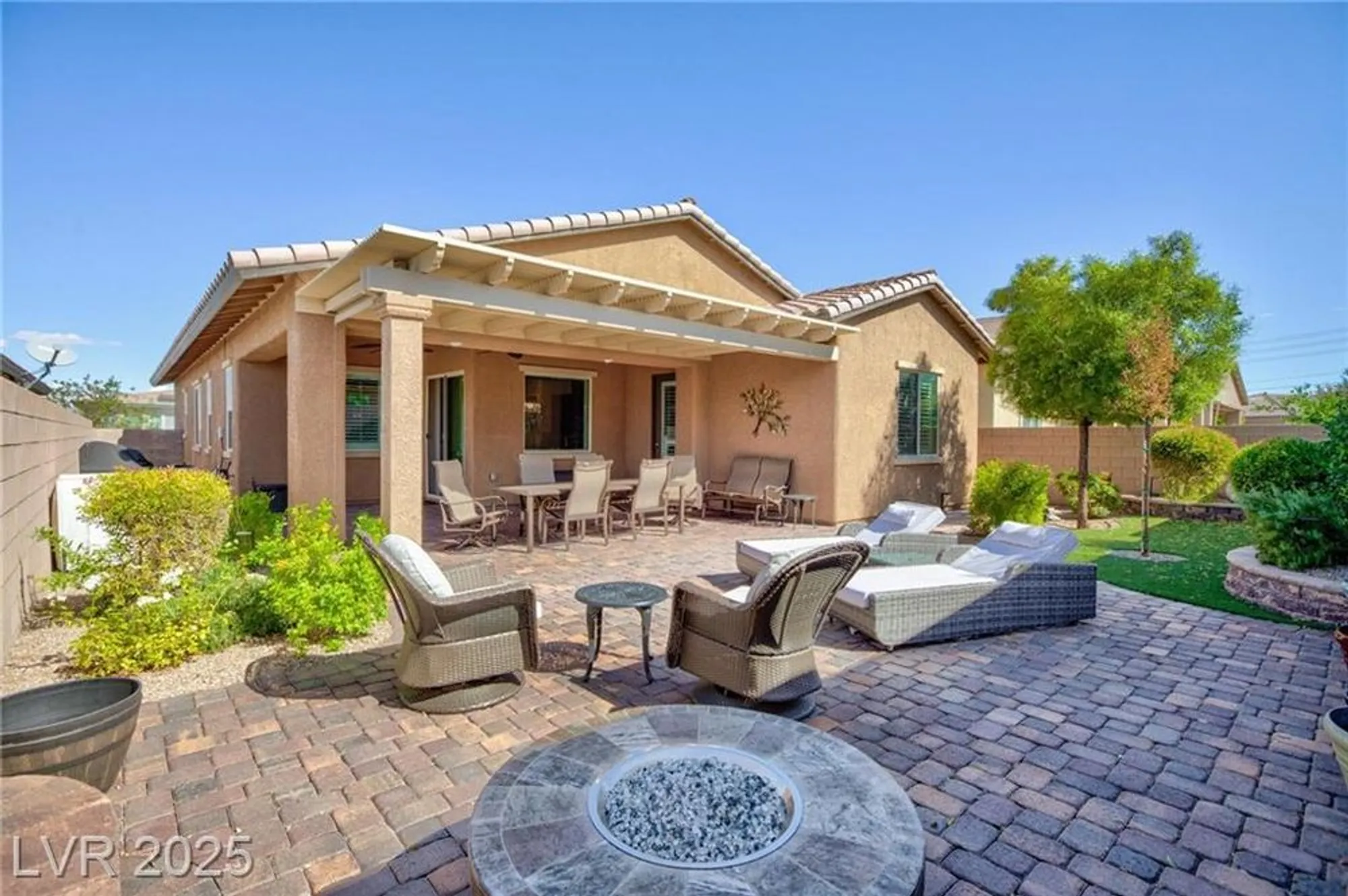 Property Slideshow image 27 of 57 | 517 open hill ave, Henderson, NV, 89011