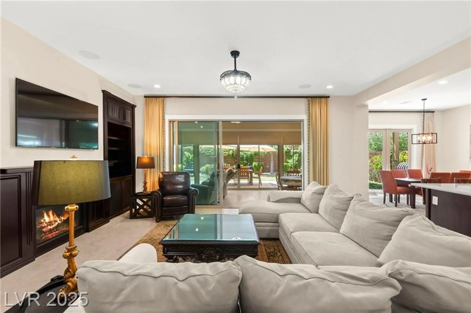 Property Slideshow image 11 of 55 | 6810 silver crescent st, Las Vegas, NV, 89148