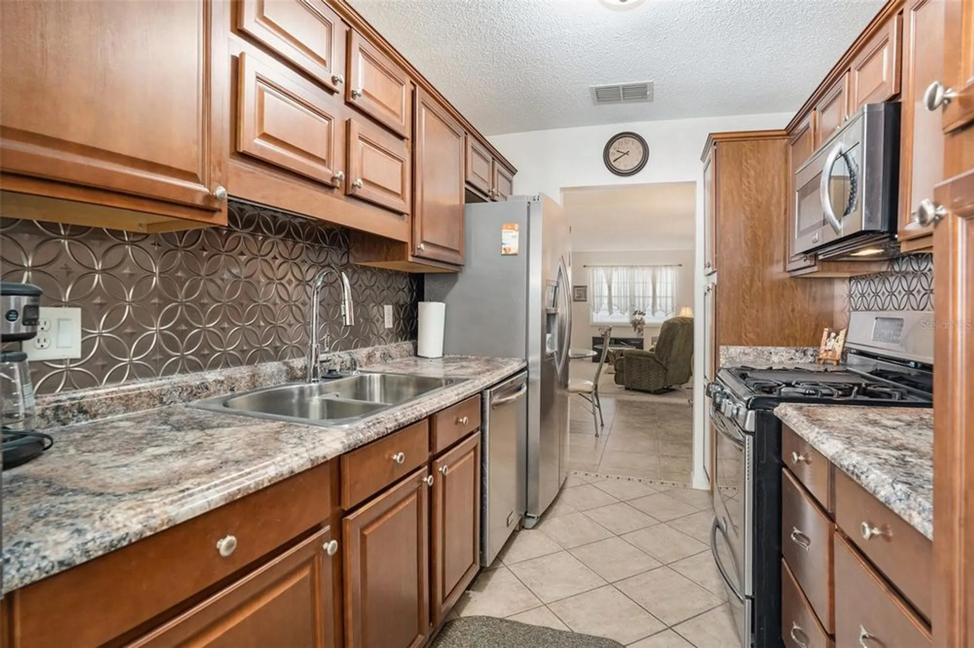 Property Slideshow image 11 of 41 | 2960 59th st 411, Gulfport, FL, 33707