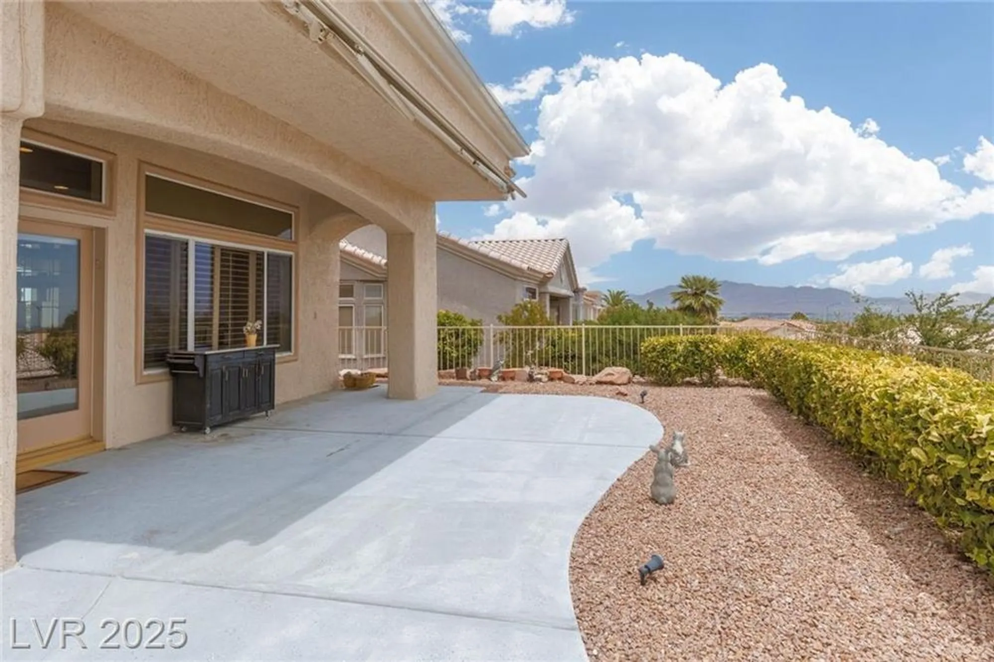 Property Slideshow image 33 of 67 | 2624 spalding dr, Las Vegas, NV, 89134