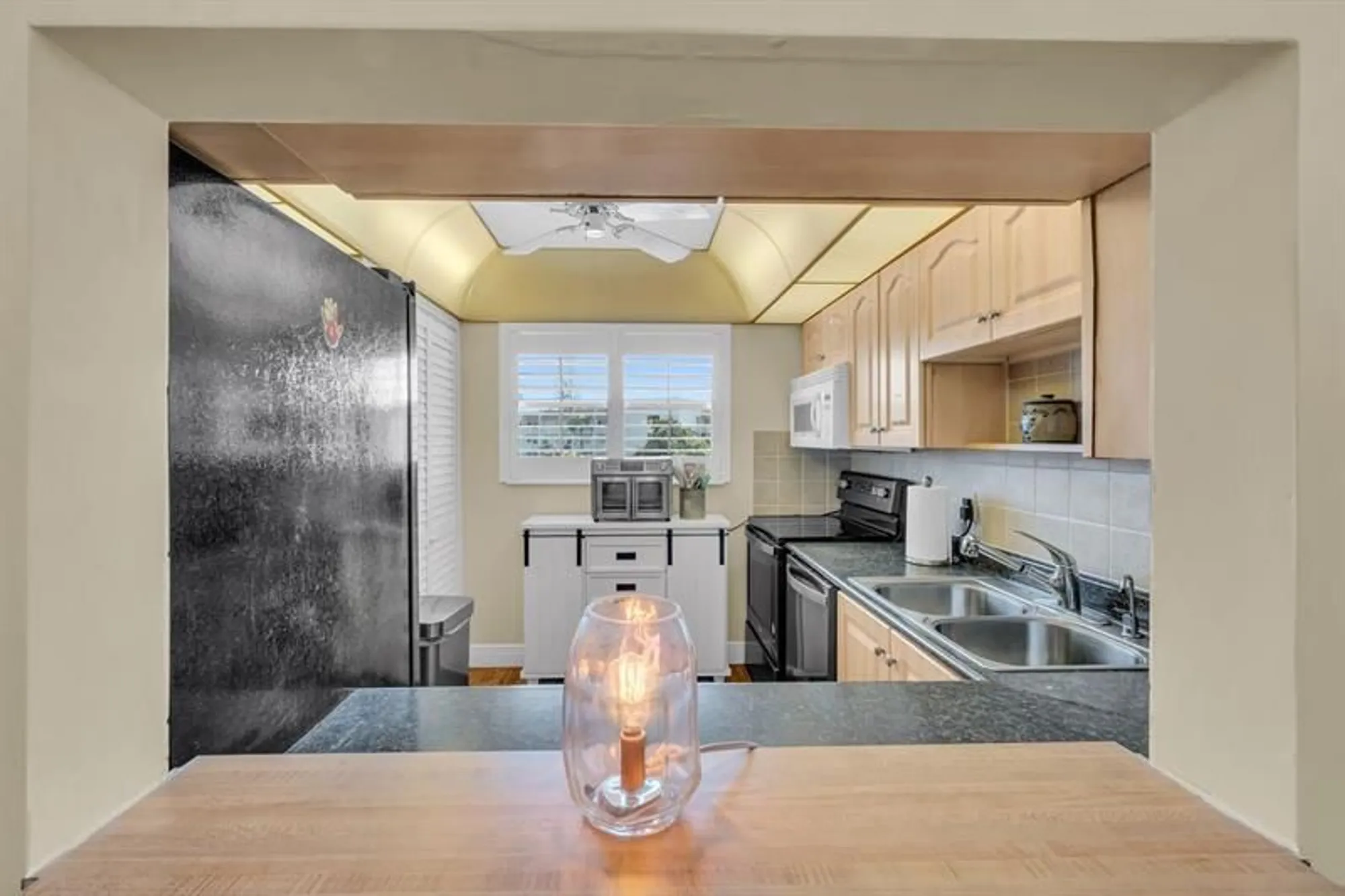 Property Slideshow image 7 of 38 | 6890 royal palm blvd 203h, Margate, FL, 33063