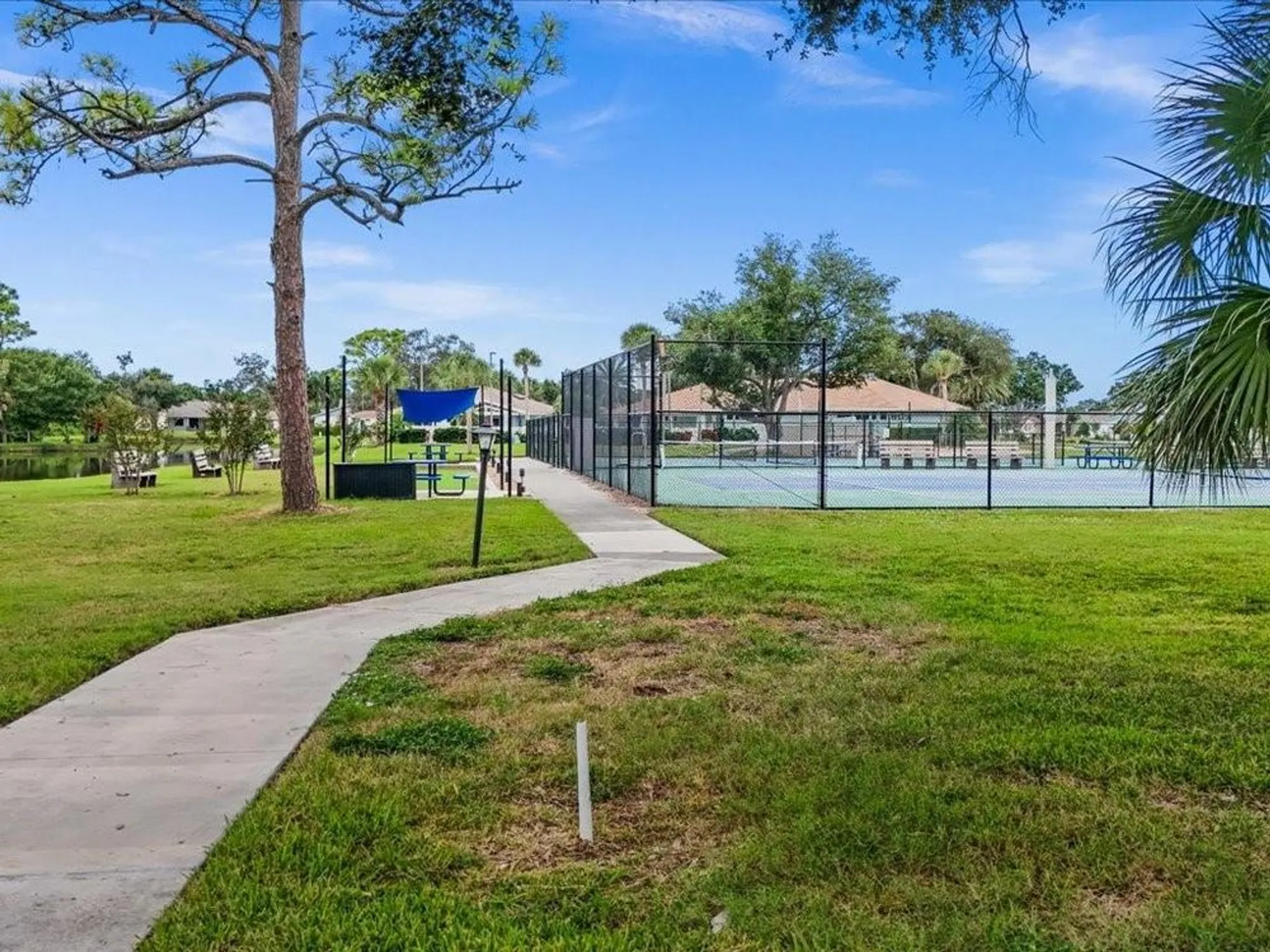 Property Slideshow image 38 of 51 | 502 wekiva river ct 127, Englewood, FL, 34223