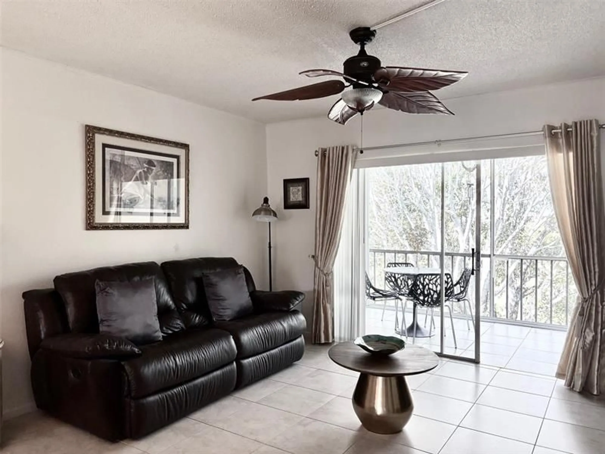 Property Slideshow image 7 of 70 | 1055 country club dr 404, Margate, FL, 33063
