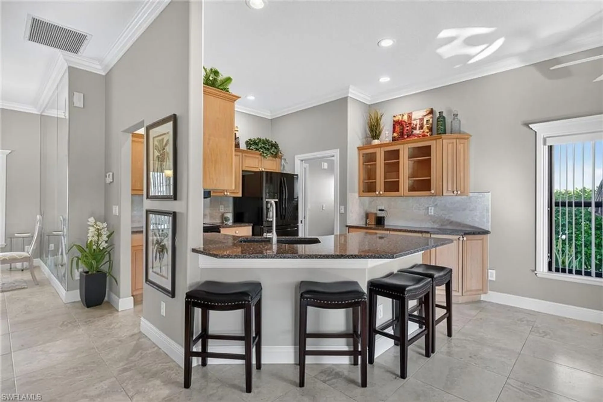 Property Slideshow image 5 of 27 | 150 estelle dr, Naples, FL, 34112