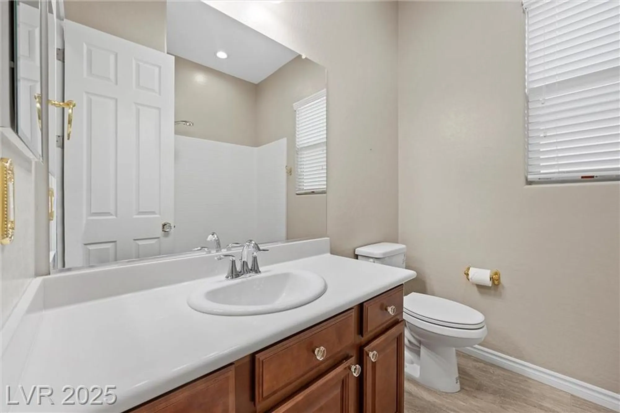 Property Slideshow image 31 of 70 | 732 rosewater dr, Henderson, NV, 89011