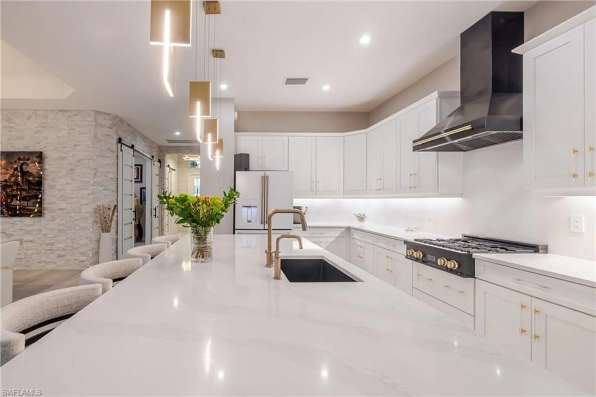 Property Slideshow image 11 of 40 | 13543 blue bay cir, Fort Myers, FL, 33913